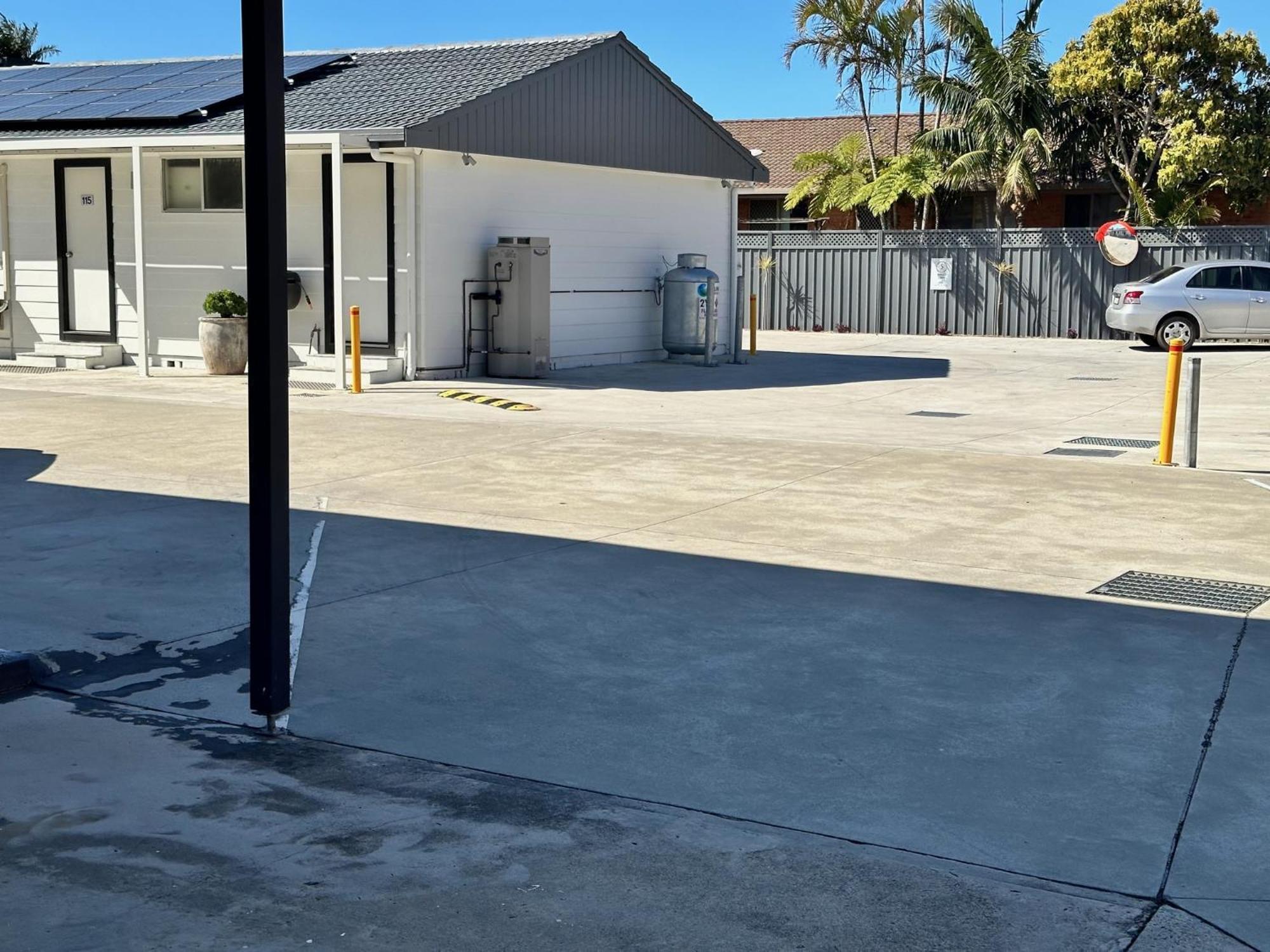 Surf Port Motel 4*