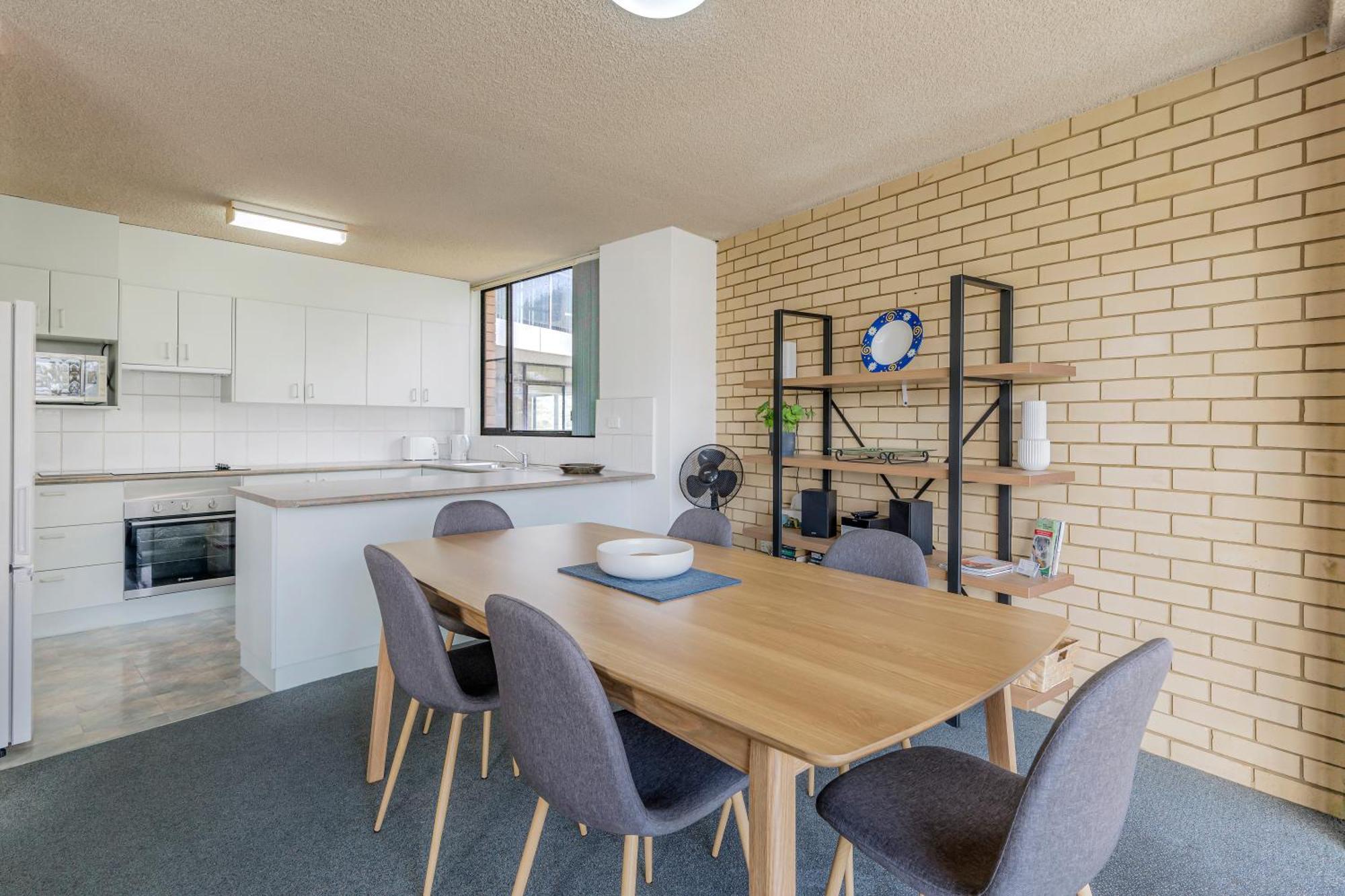 Tasman Towers 5 3 Munster Street Apartment *