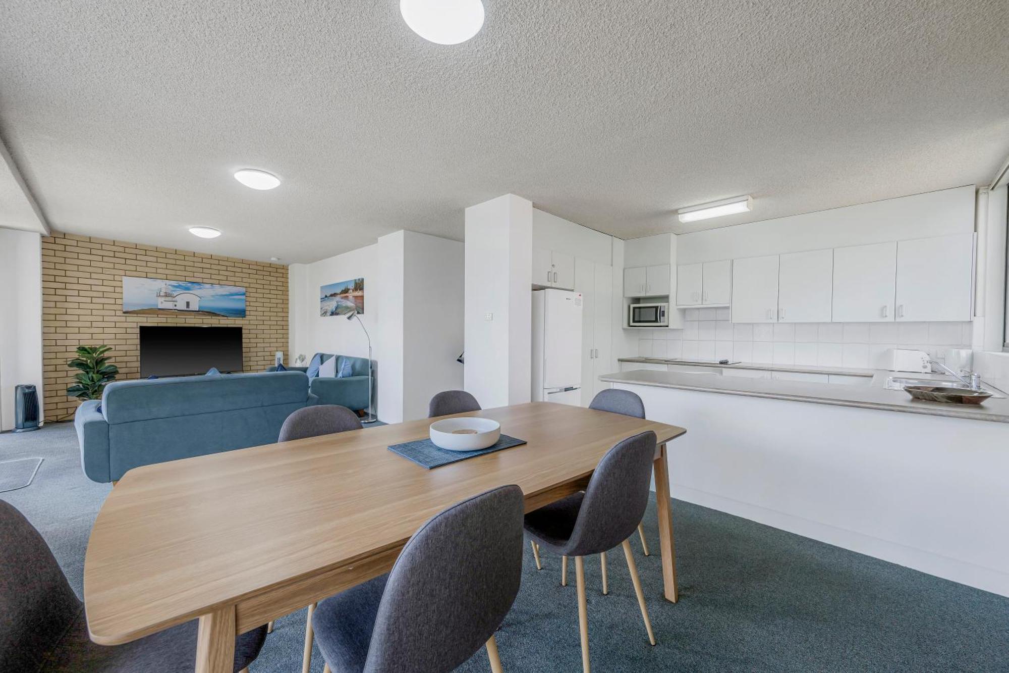 Apartment Tasman Towers 5 3 Munster Street