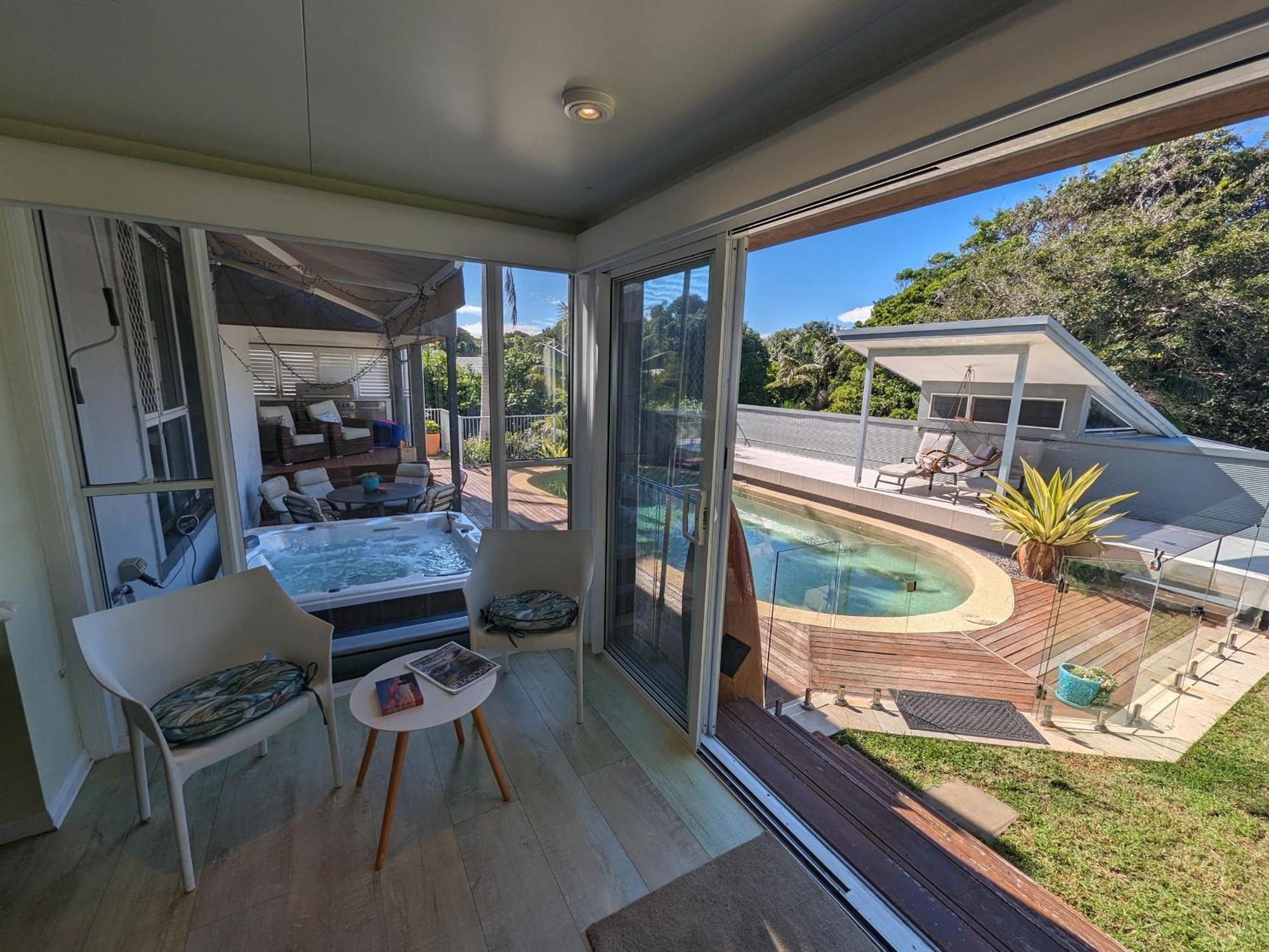 Apartment Phoenix Oasis, Family And Pet Friendly, With Private Pool And Port Macquarie