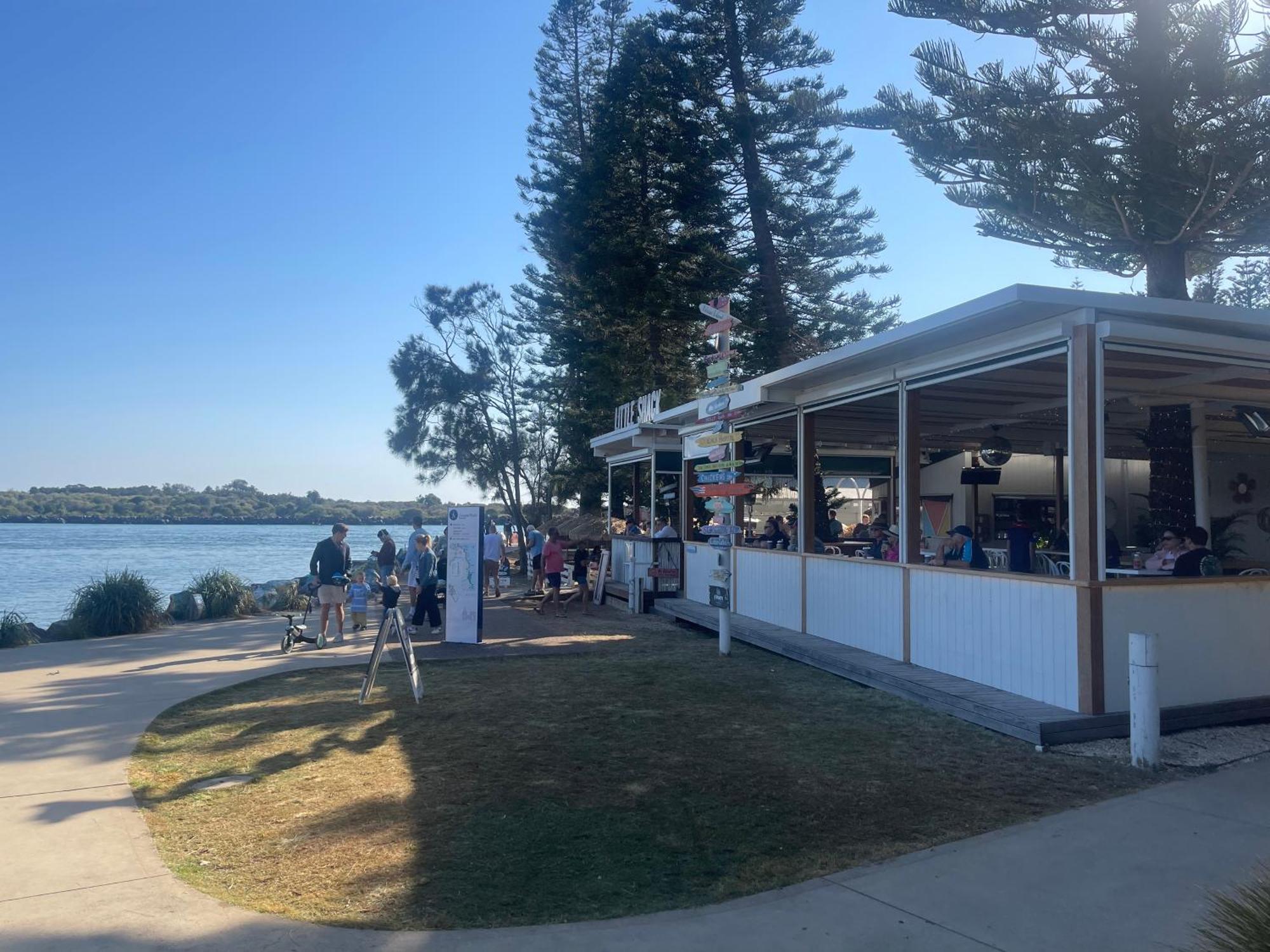 Apartment Walk To Flynns , Nobbys - Tranquility Amongst The Rainforest Port Macquarie