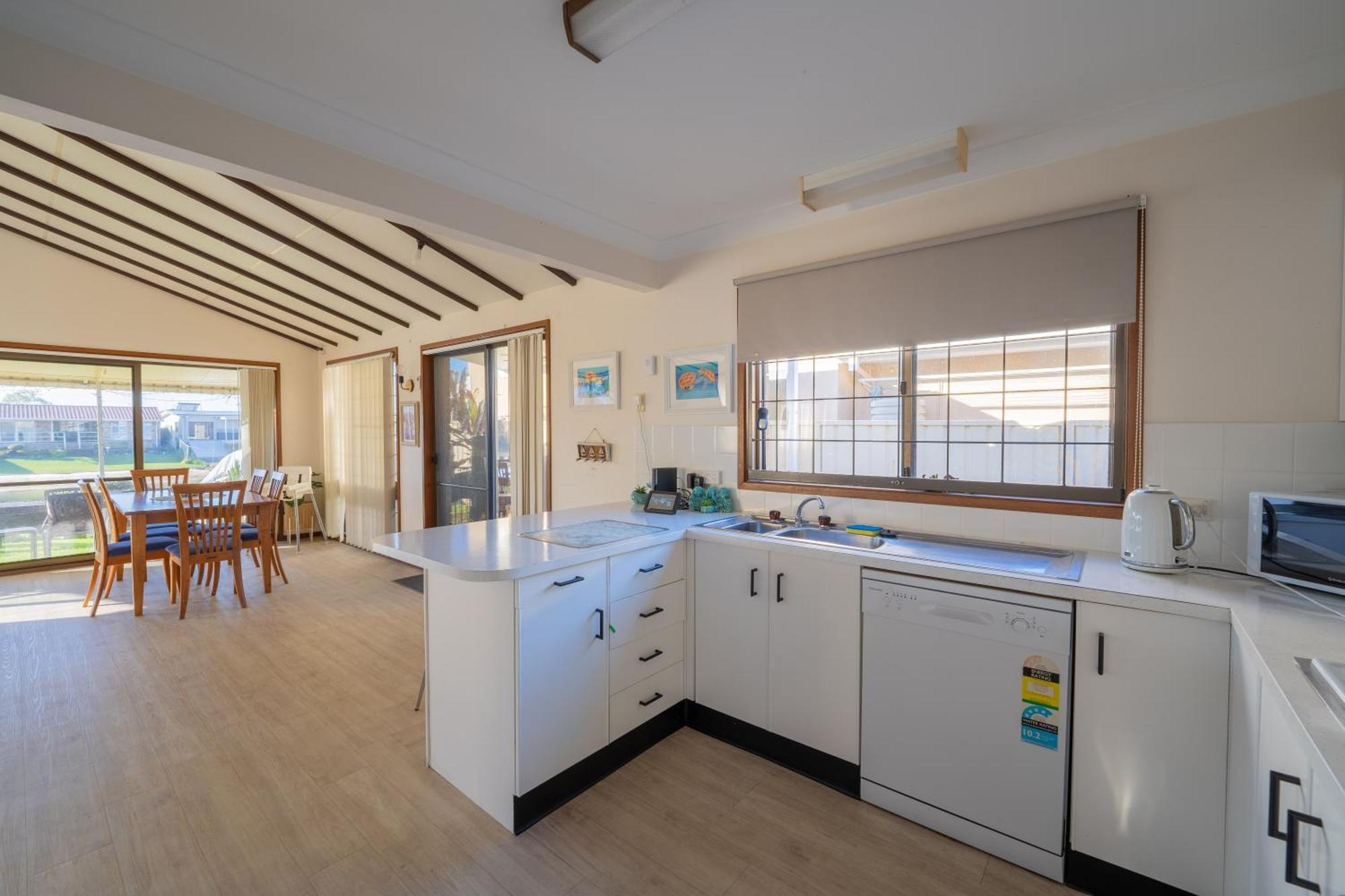 29a Ballina Crescent * Port Macquarie