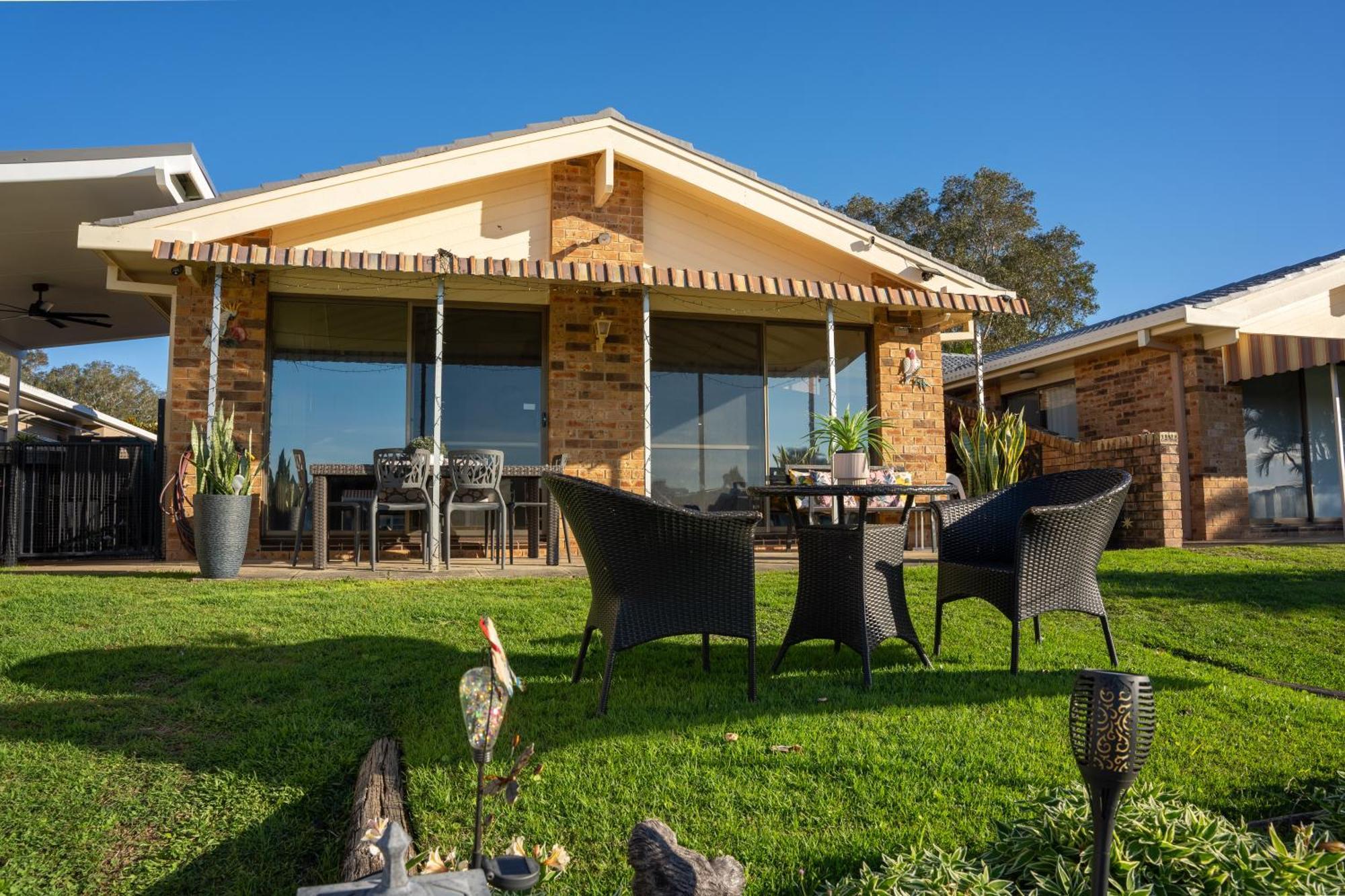 29a Ballina Crescent * Port Macquarie