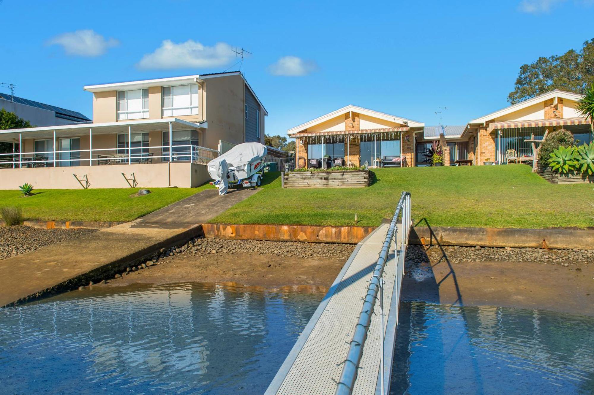 29a Ballina Crescent *