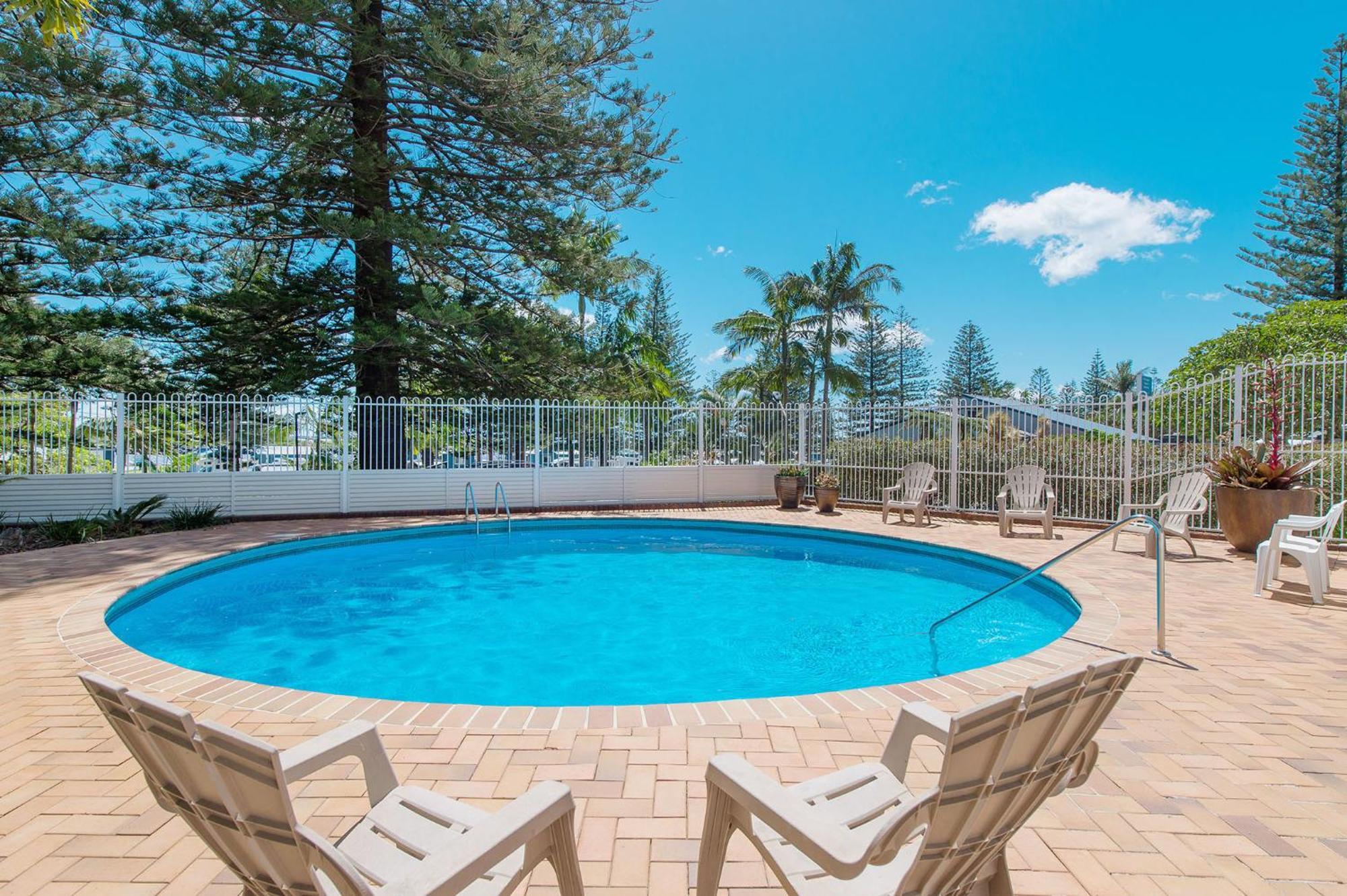 Tasman Towers 16 *