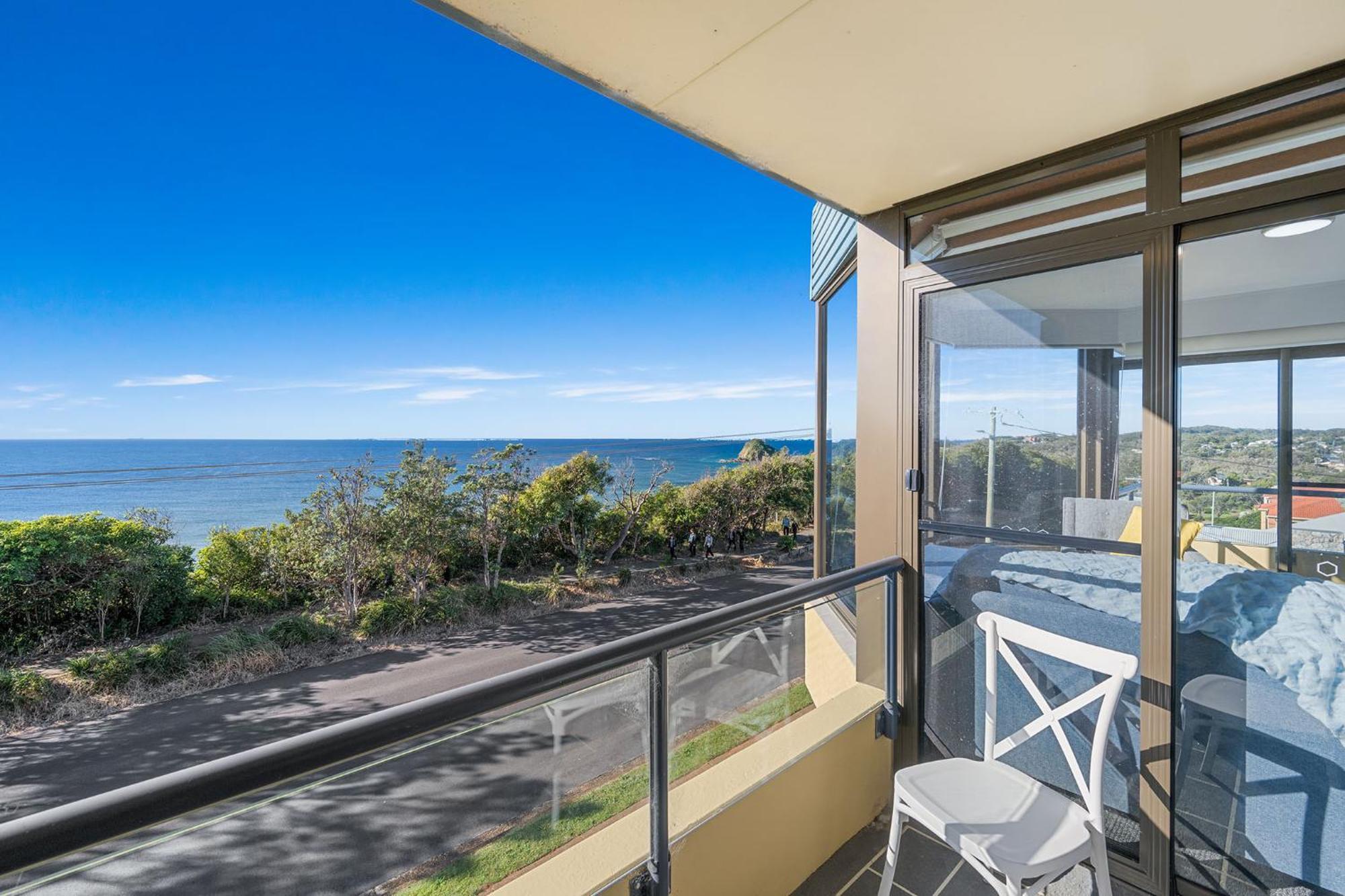 Pacific Retreat Apartment