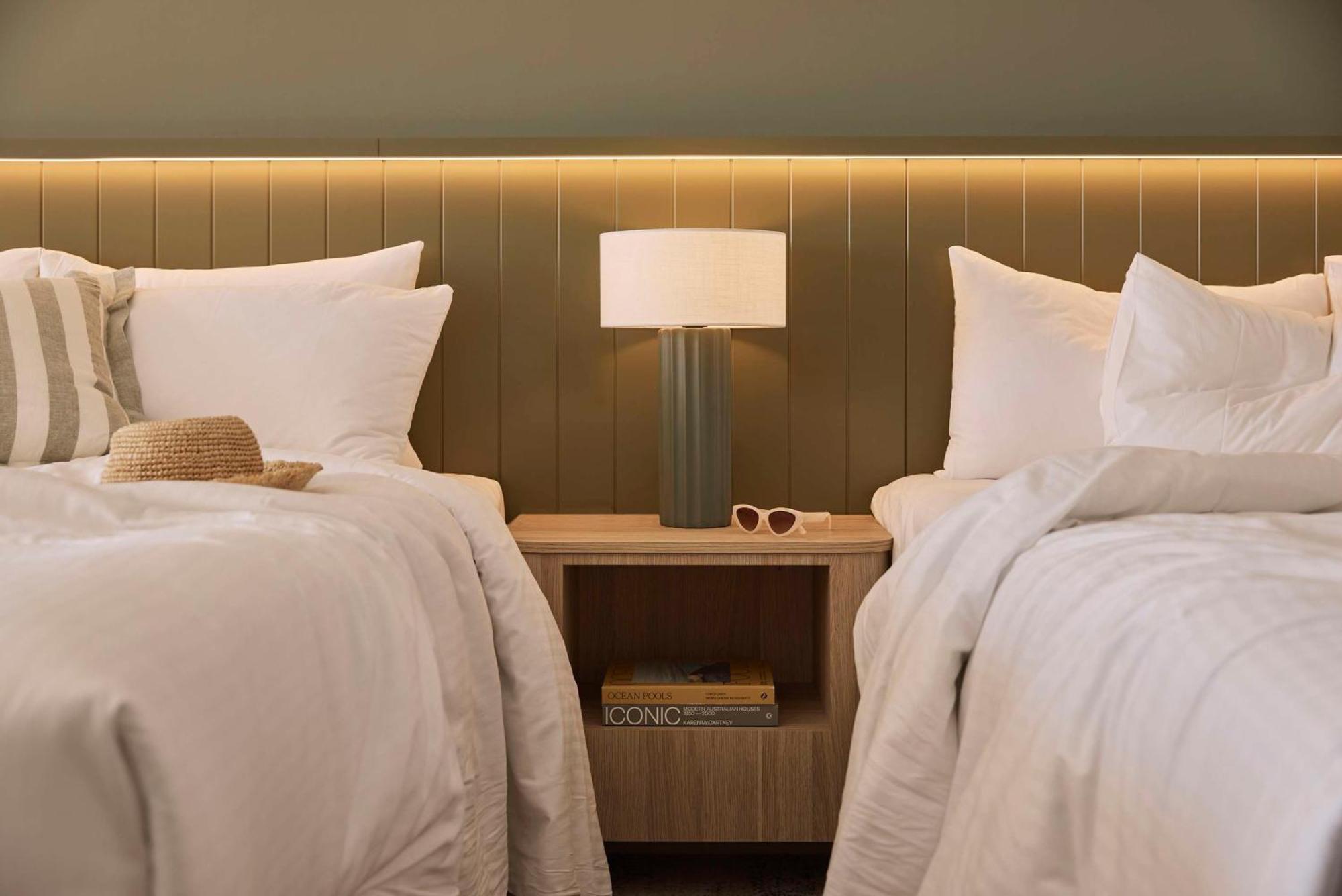 Rydges Hotel 4*