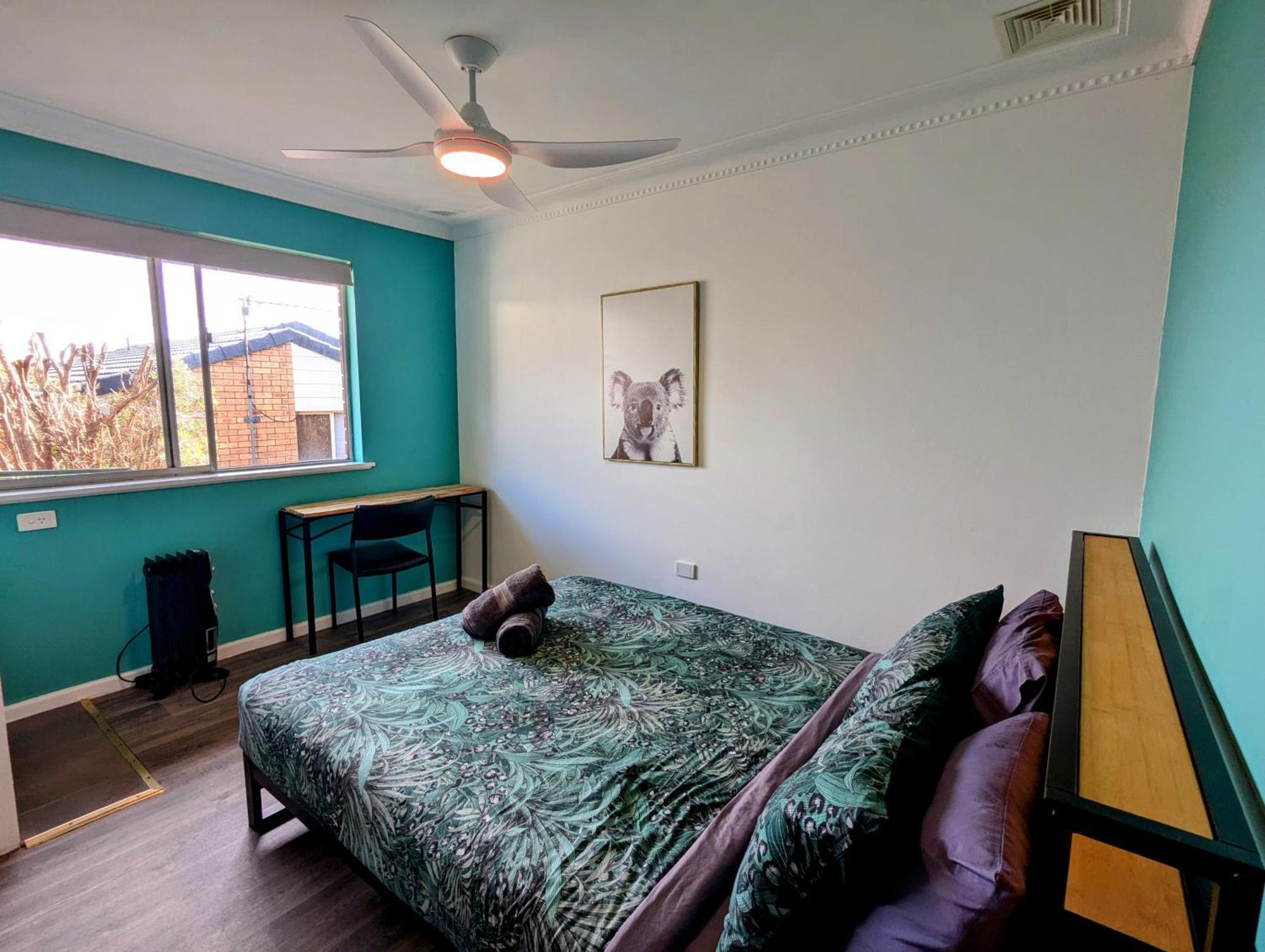 Ozzie Pozzie Backpackers - Yha *