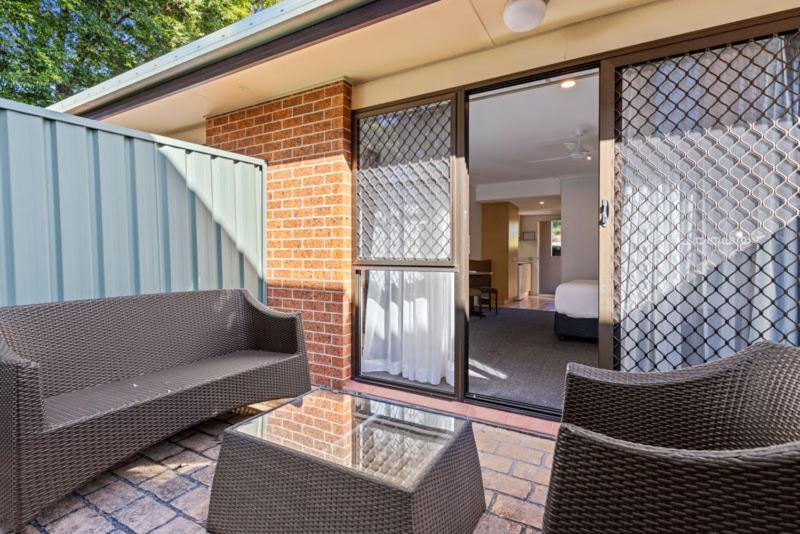Macquarie Barracks Motor Motel 4*