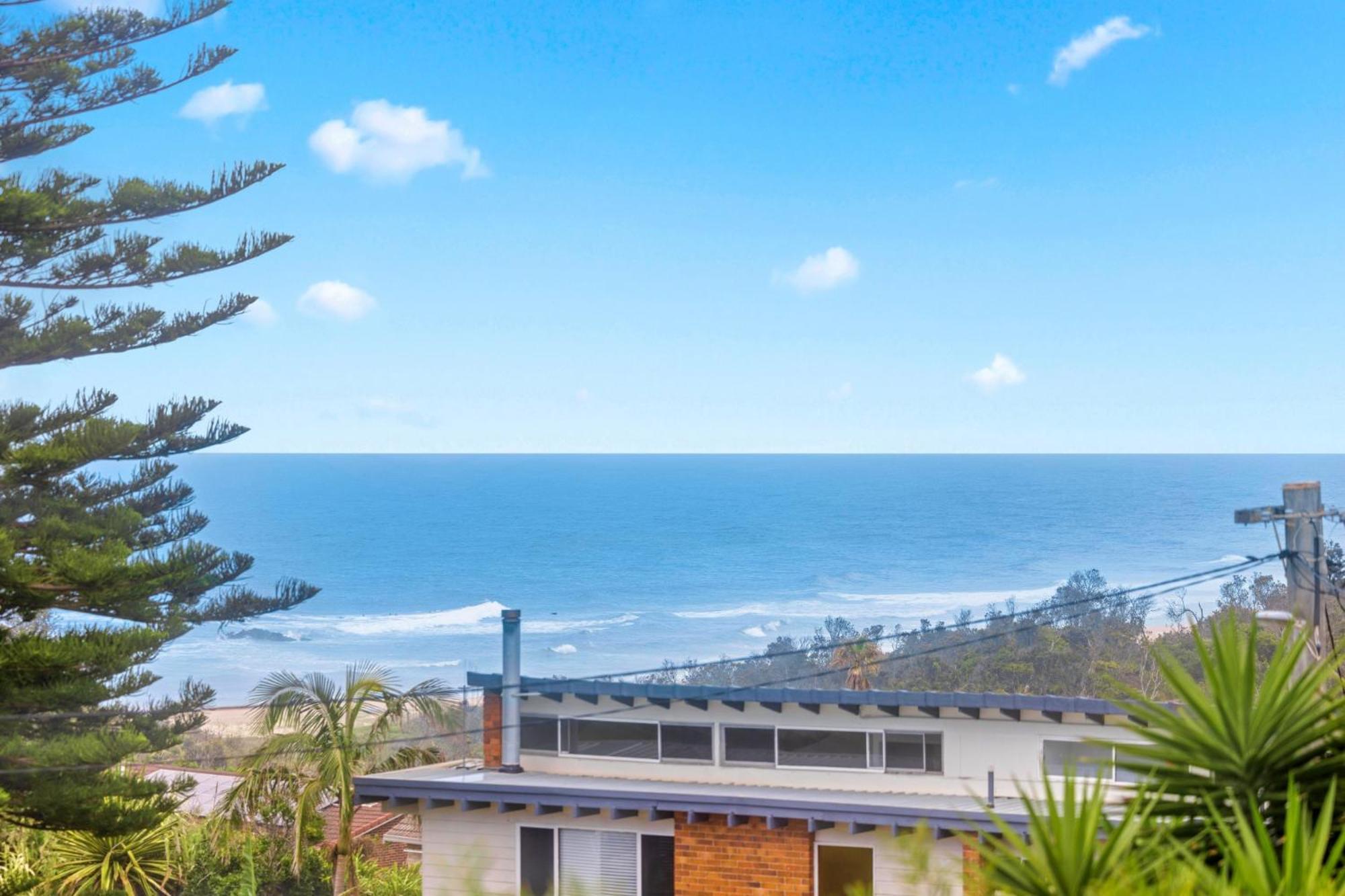 Beached At Lighthouse - Stunning Ocean Views And Pool Port Macquarie