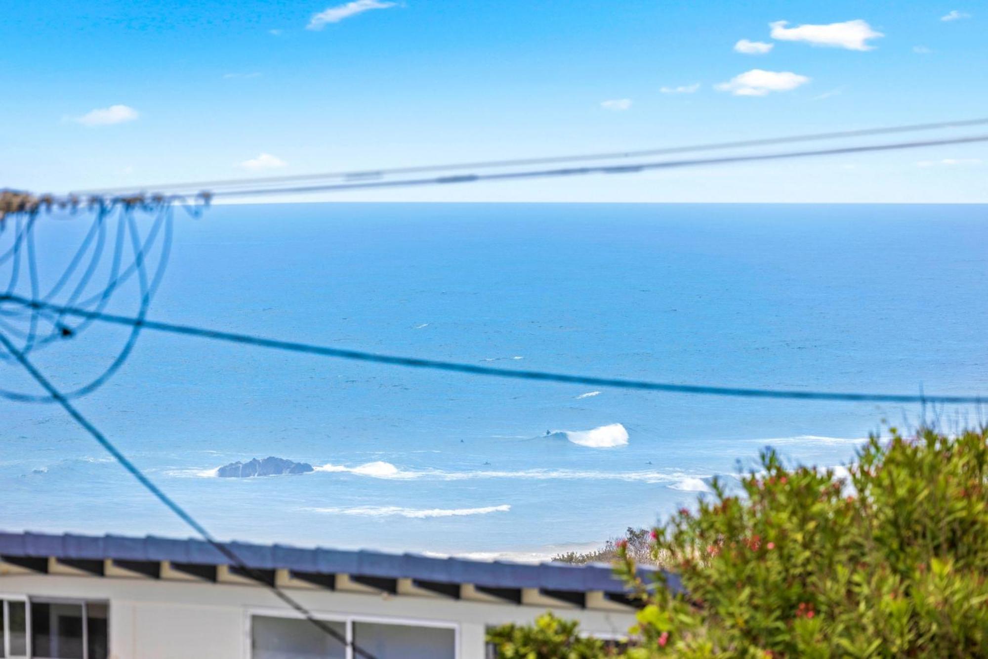 Beached At Lighthouse - Stunning Ocean Views And Pool Holiday home