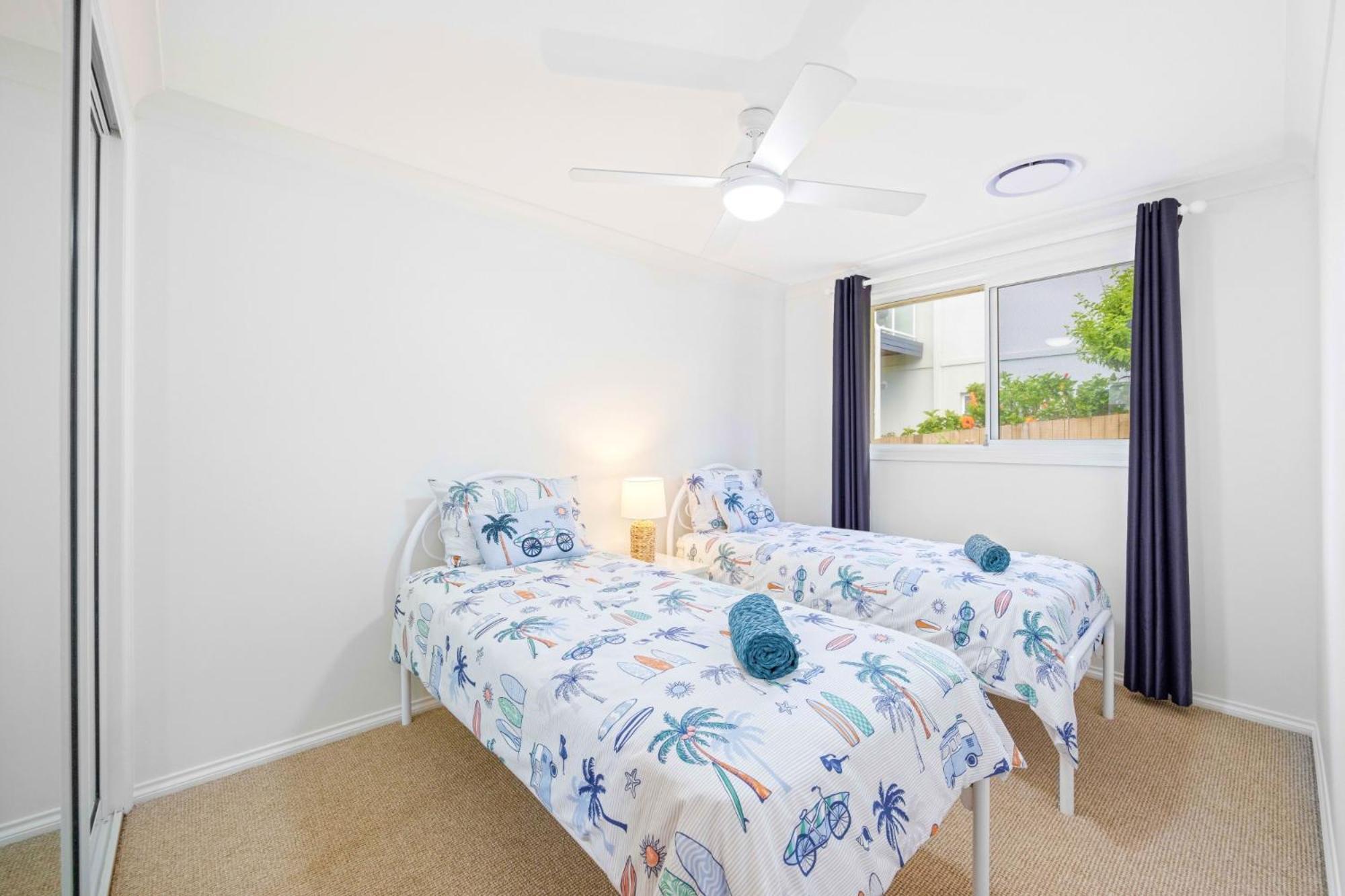 Beached At Lighthouse - Stunning Ocean Views And Pool Holiday home *