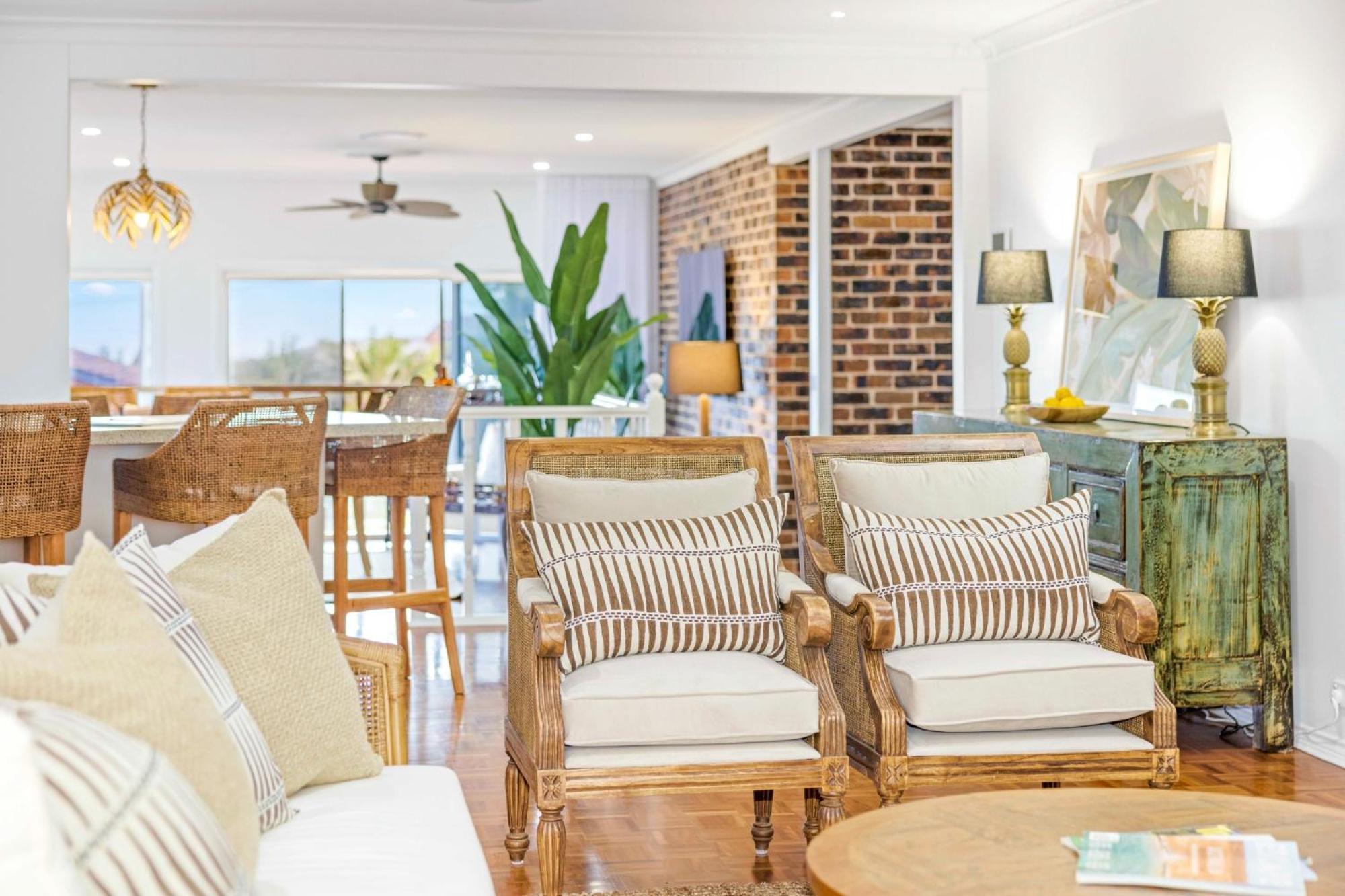 Beached At Lighthouse - Stunning Ocean Views And Pool Holiday home Port Macquarie