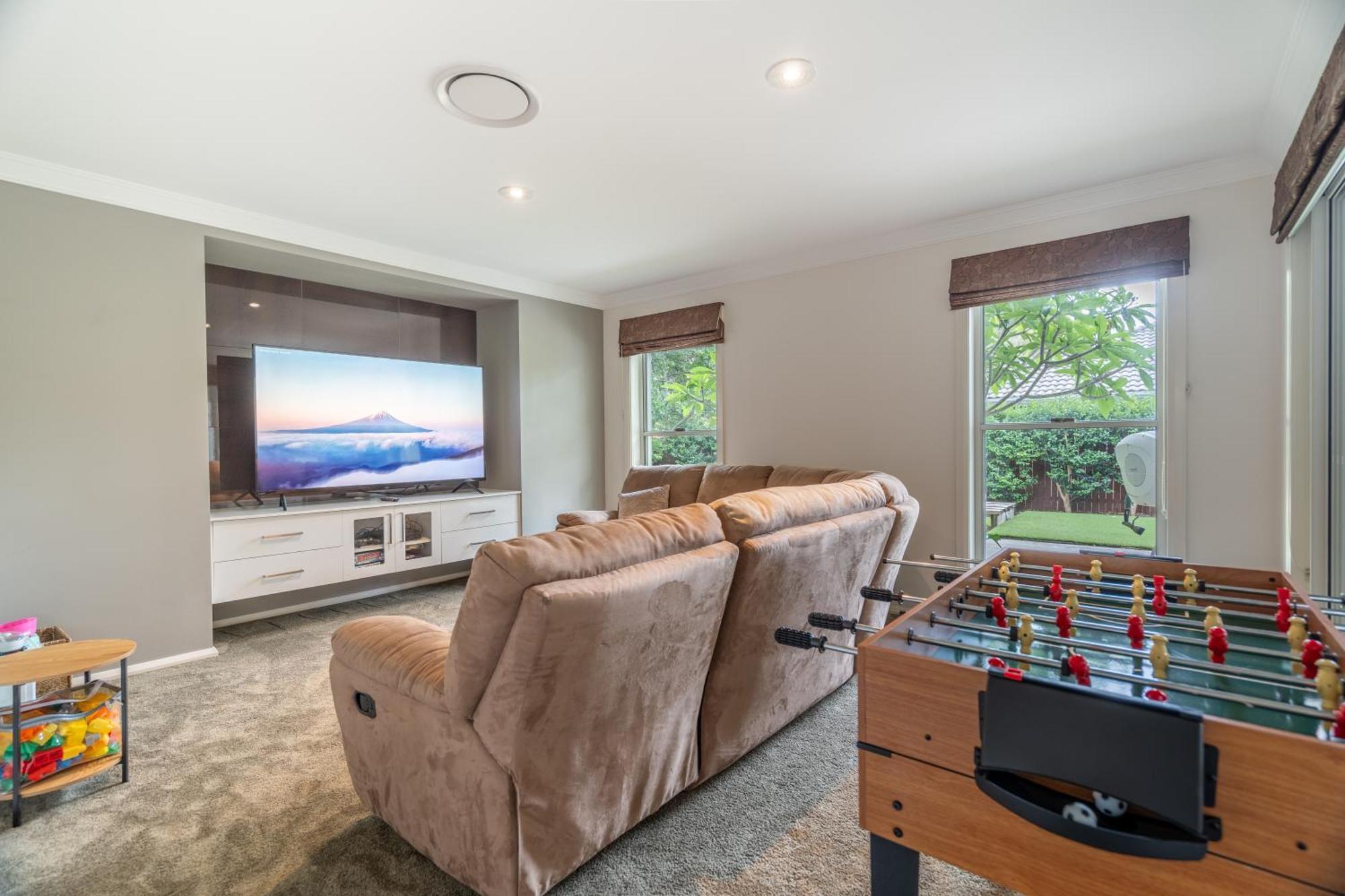 8 Min To Beach, Sleep 12 And Pets Port Macquarie