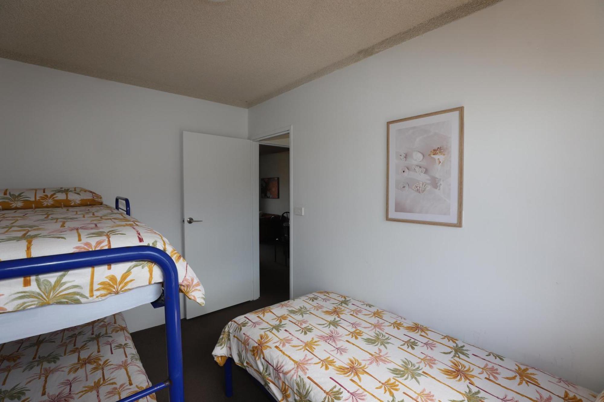 Berdella Park 9 Apartment