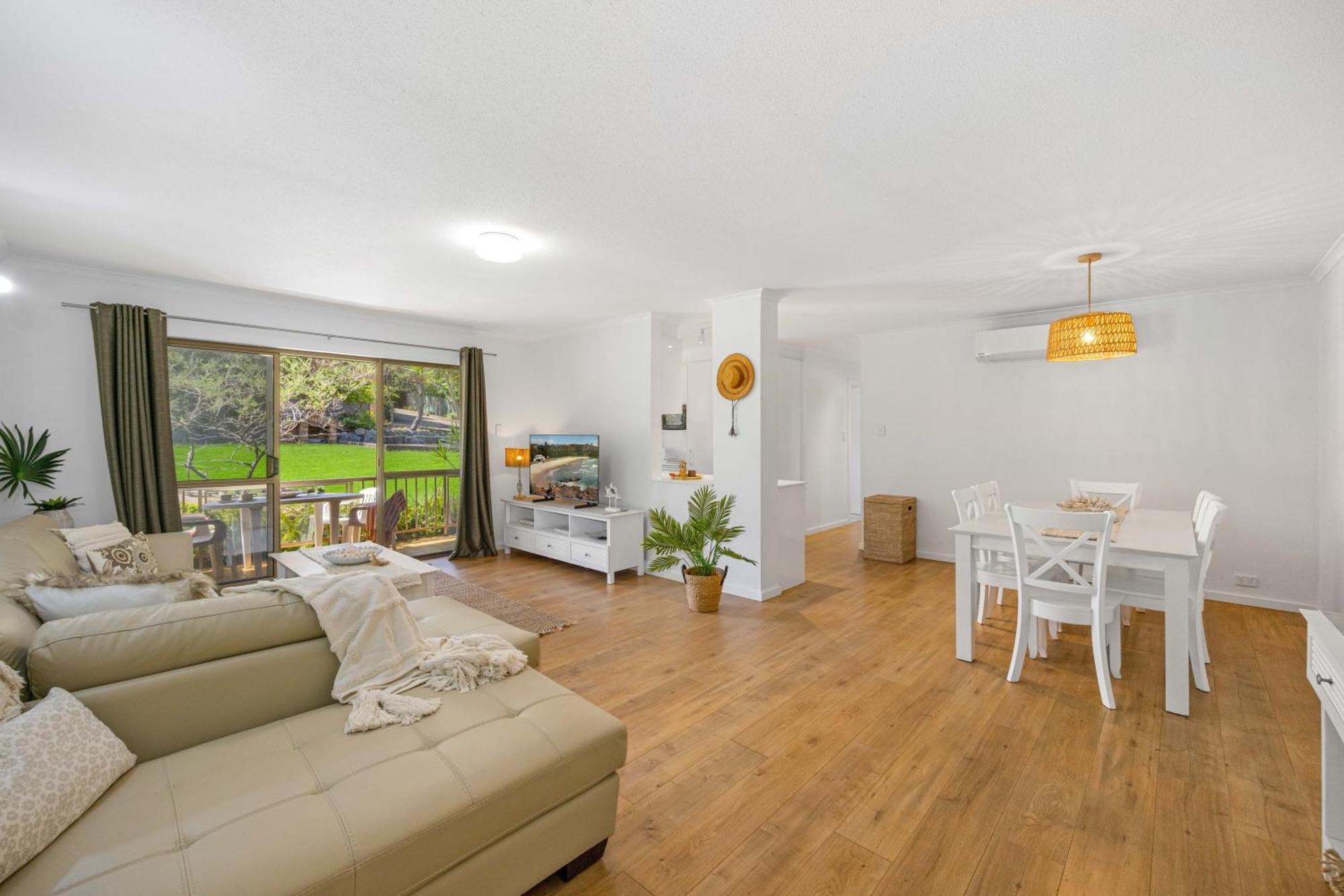 Shelly Cove 12 - Common Pool Apartment