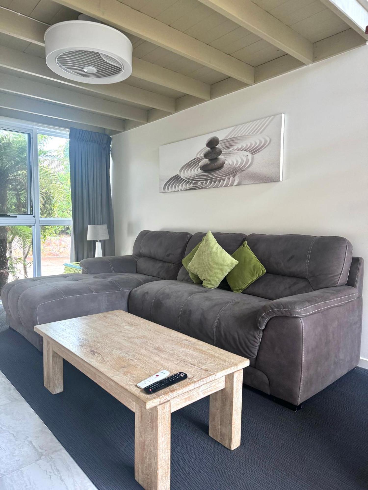 Shelly Aparthotel 3*