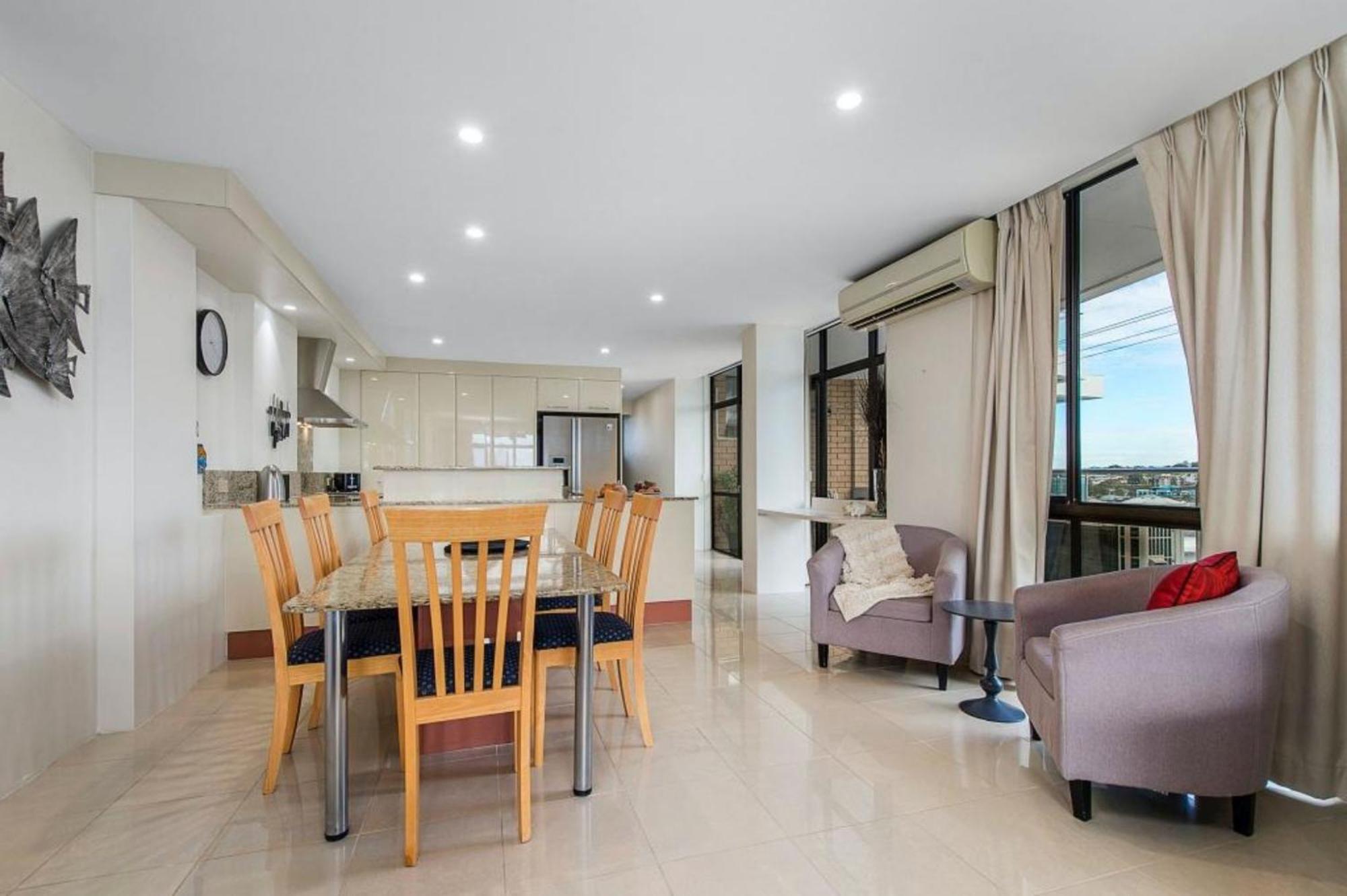 Apartment Tasman Towers Penthouse 21