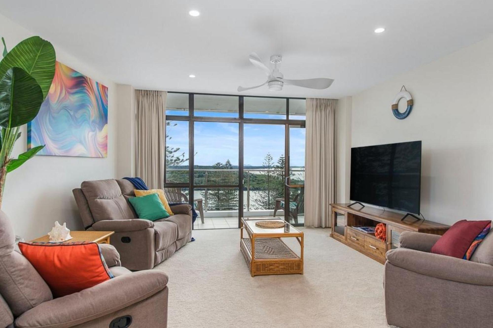 Tasman Towers Penthouse 21 Apartment *