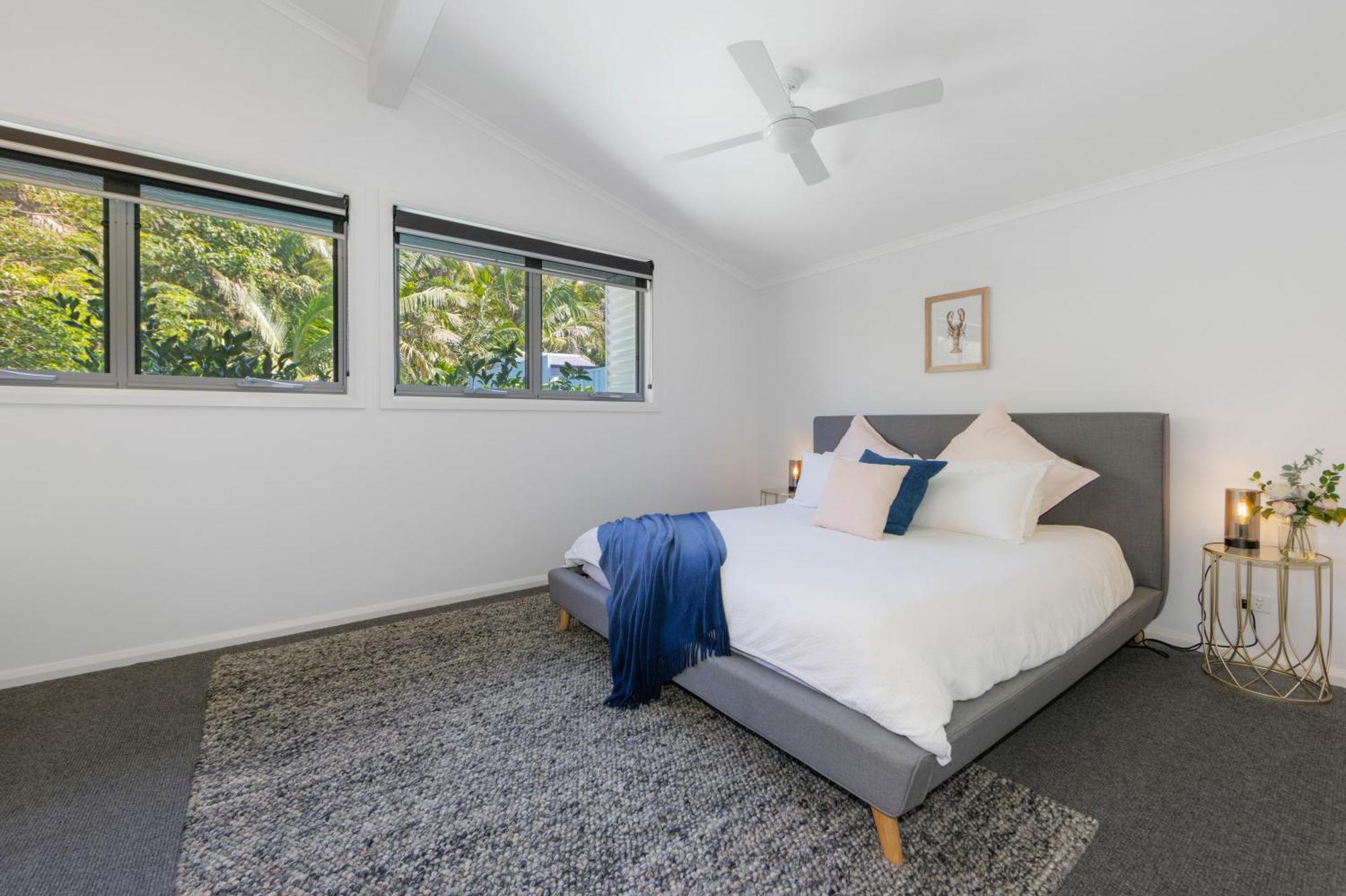 Laze At Lighthouse - Family Home With Pool, Heated Pool Oct To Mar Port Macquarie