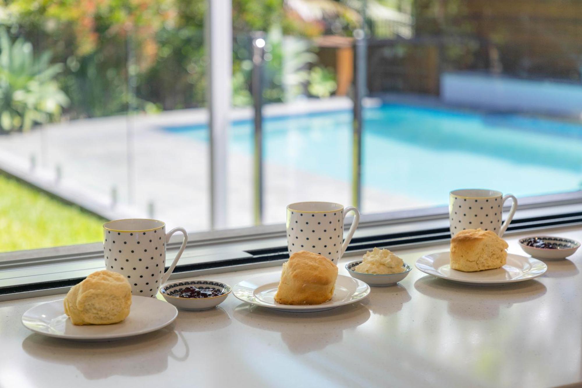 Laze At Lighthouse - Family Home With Pool, Heated Pool Oct To Mar *