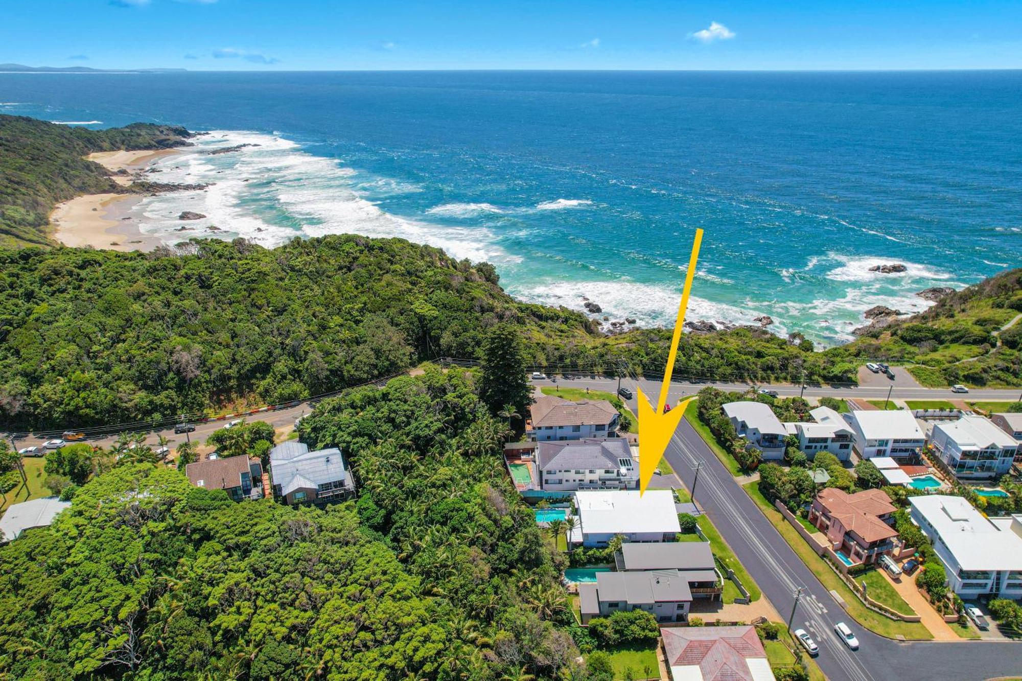 Laze At Lighthouse - Family Home With Pool, Heated Pool Oct To Mar * Port Macquarie