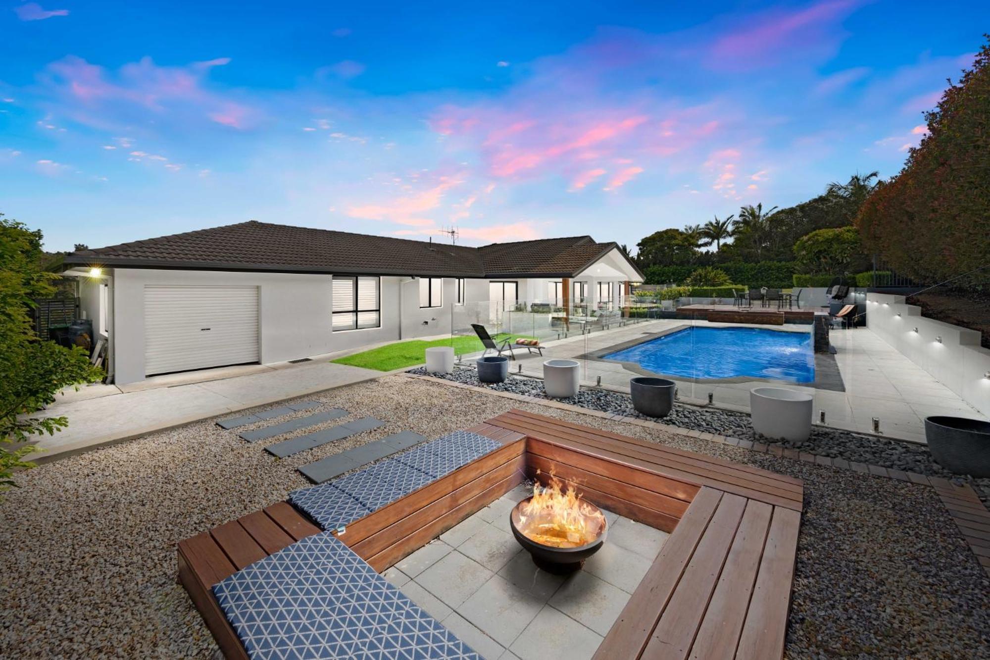 Elkhorn Grove - Family With Pool, Air Con, Pet Friendly Port Macquarie