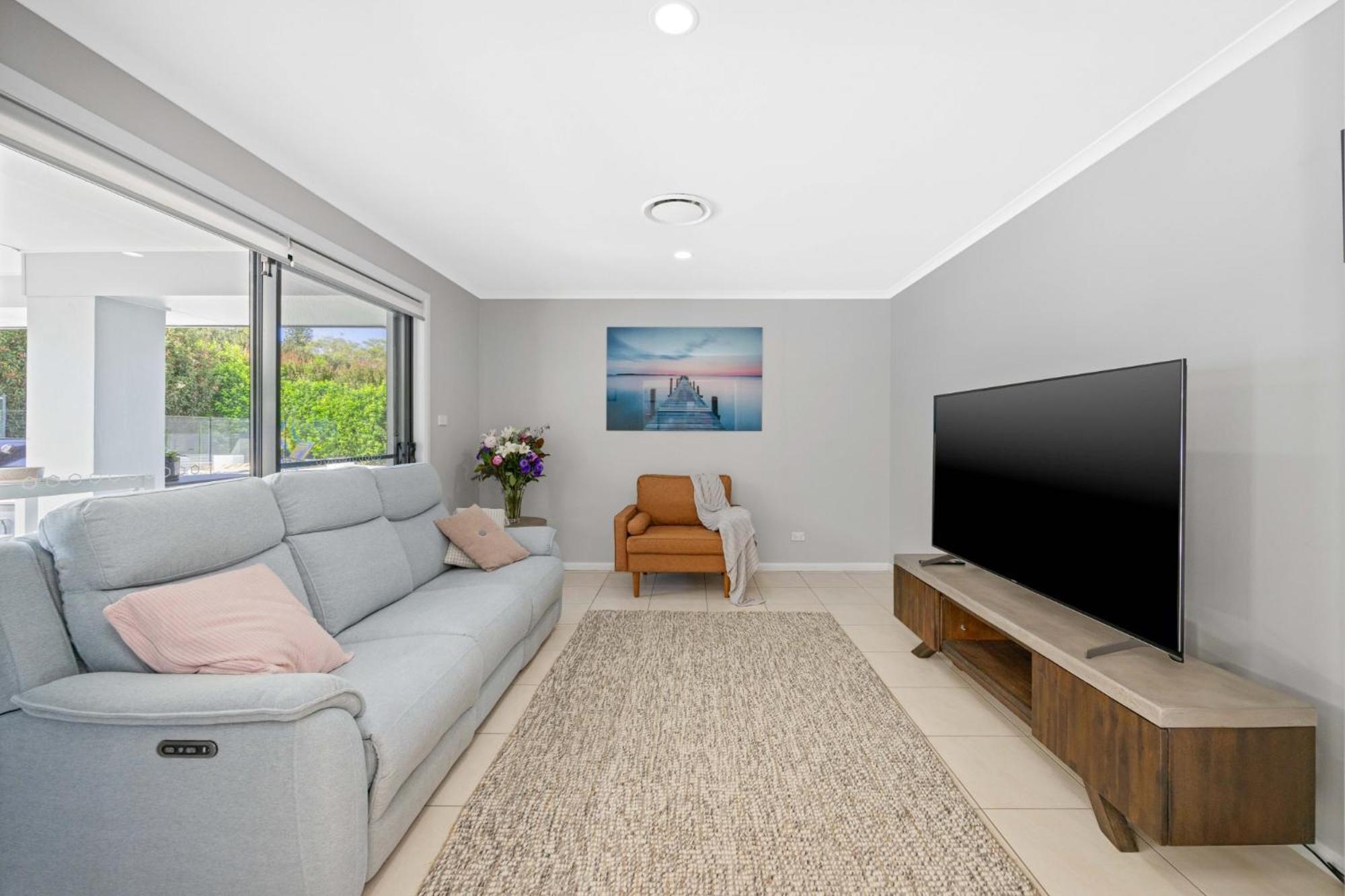 Elkhorn Grove - Family With Pool, Air Con, Pet Friendly Holiday home Port Macquarie