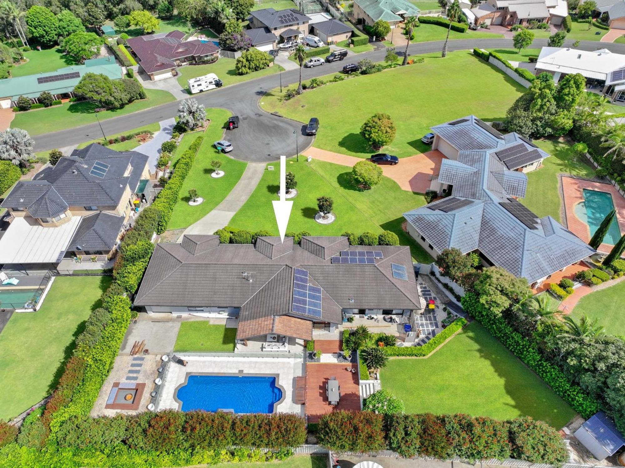 Elkhorn Grove - Family With Pool, Air Con, Pet Friendly