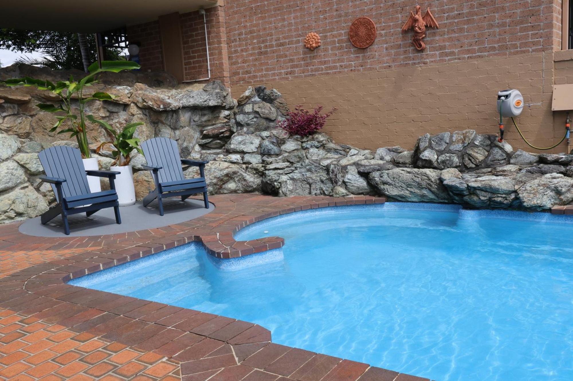 Town Motor Motel 3*