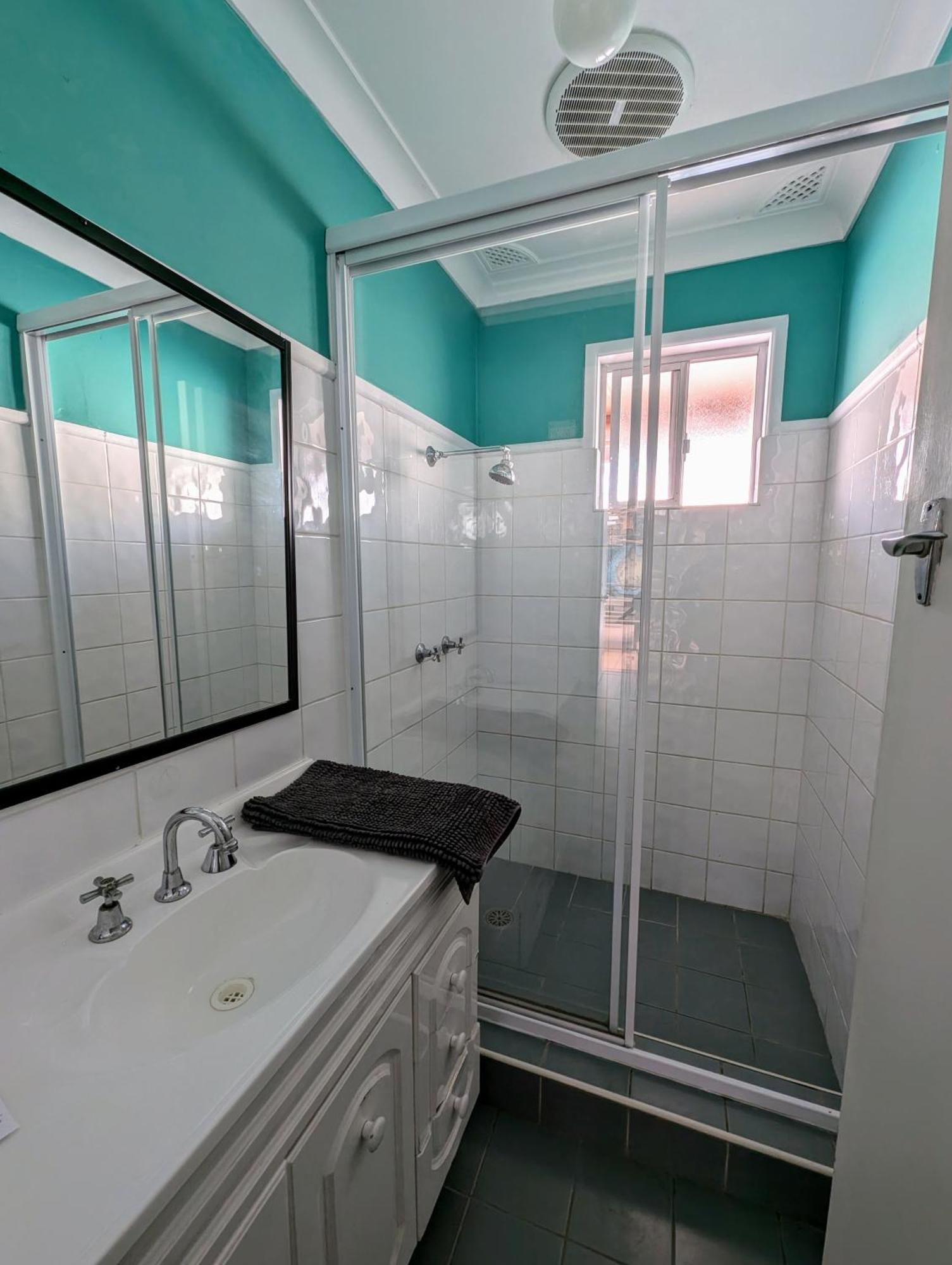 Ozzie Pozzie Backpackers - Yha Hostel Port Macquarie