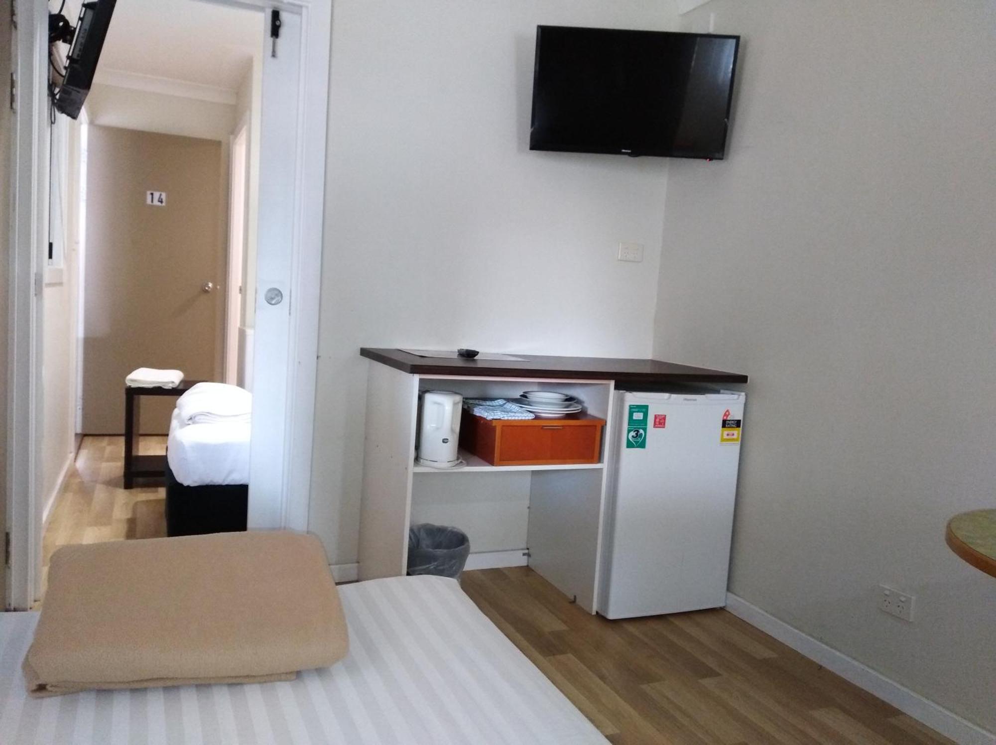T's & Hotel