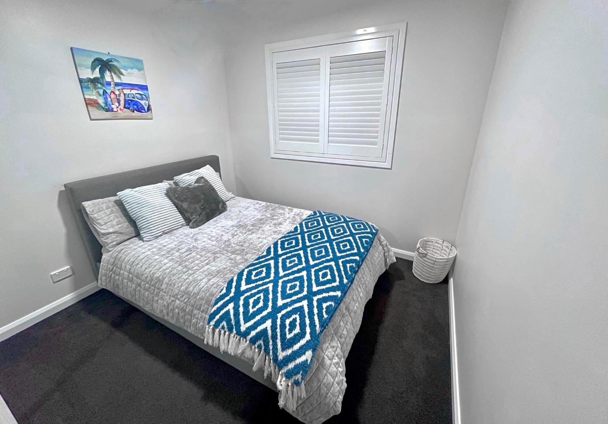 Sunnyside Retreat: Beachside Haven With Ocean Sounds * Port Macquarie