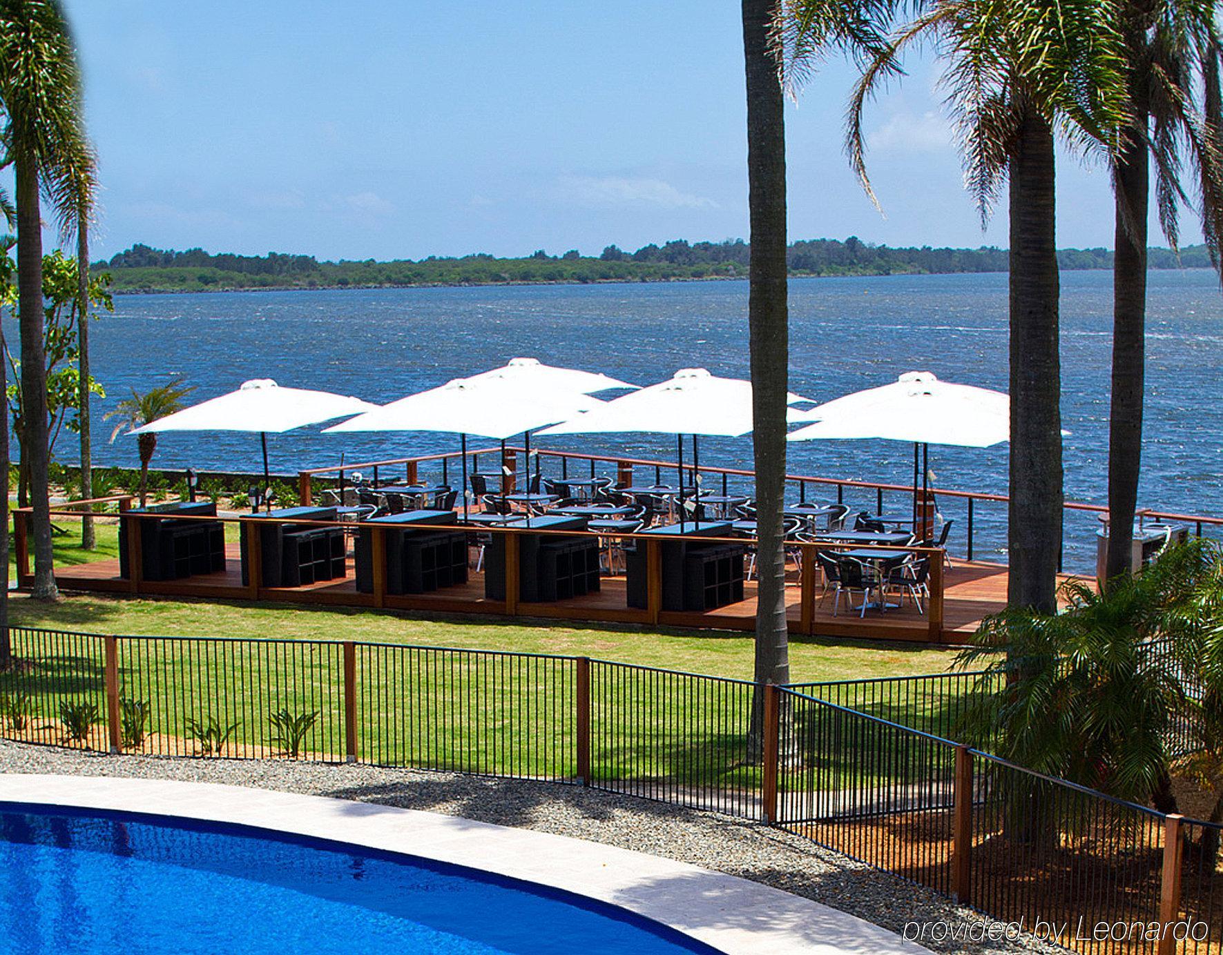 Comfort Waters Edge Resort