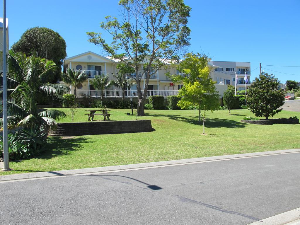 Aston Hill Motor Motel 4*