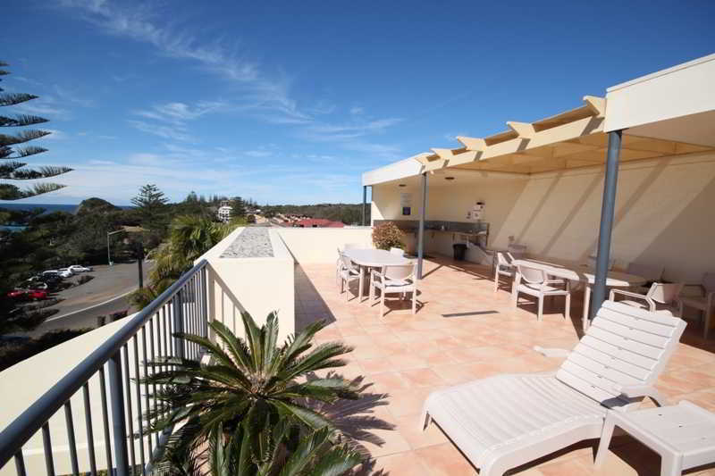 Beachside Aparthotel 3*
