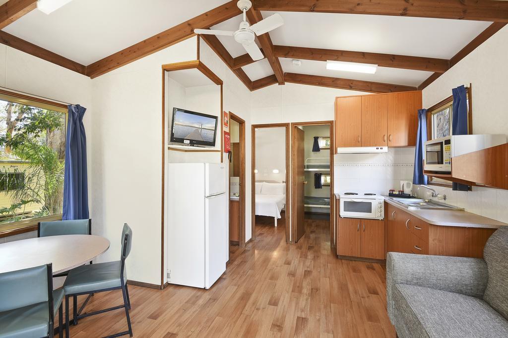 Flynns Beach Caravan Park Campsite