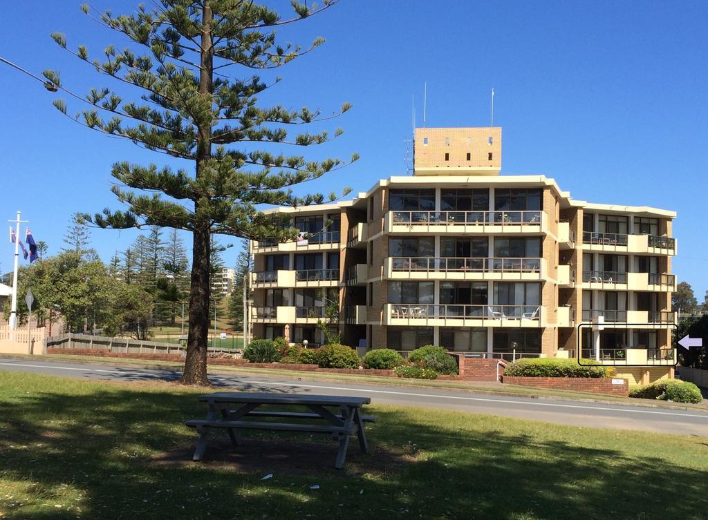 Beauty At The - Modern Beachfront Apartment Port Macquarie