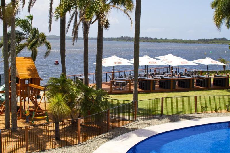 Comfort Waters Edge Resort