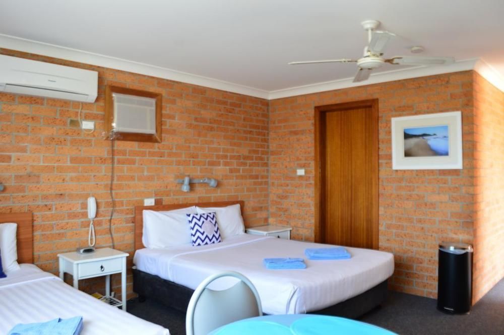 Port O'call 3*