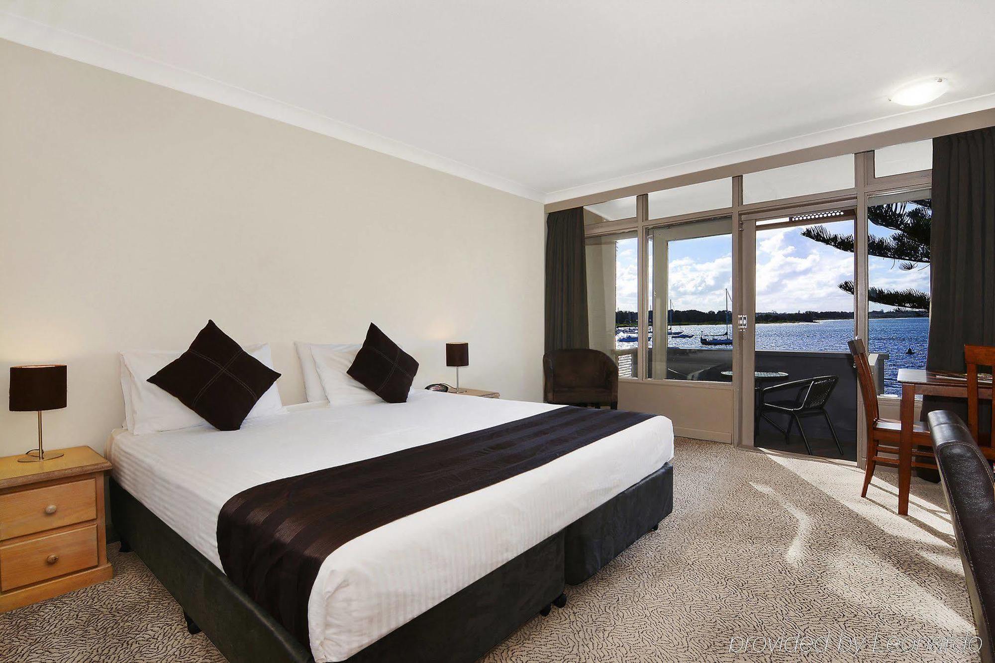 Comfort Waters Edge 4* Port Macquarie