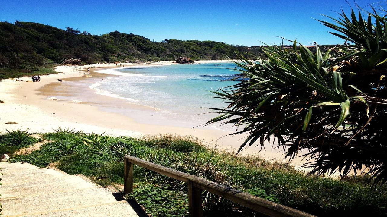 Escape At Nobbys Executive Townhouse 1 74 Pacific Drive * Port Macquarie