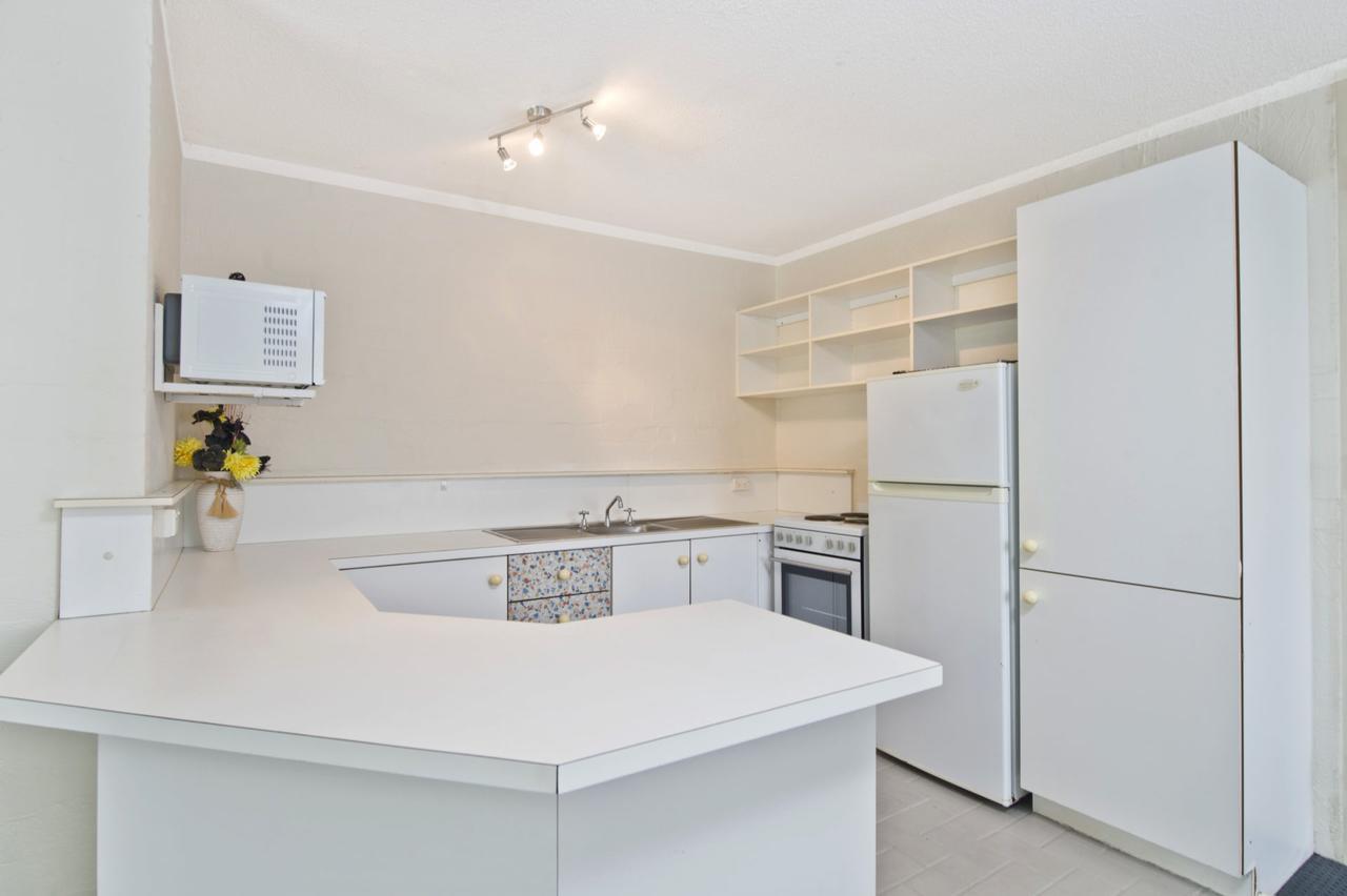 Portsea 16 14 Surf Street *