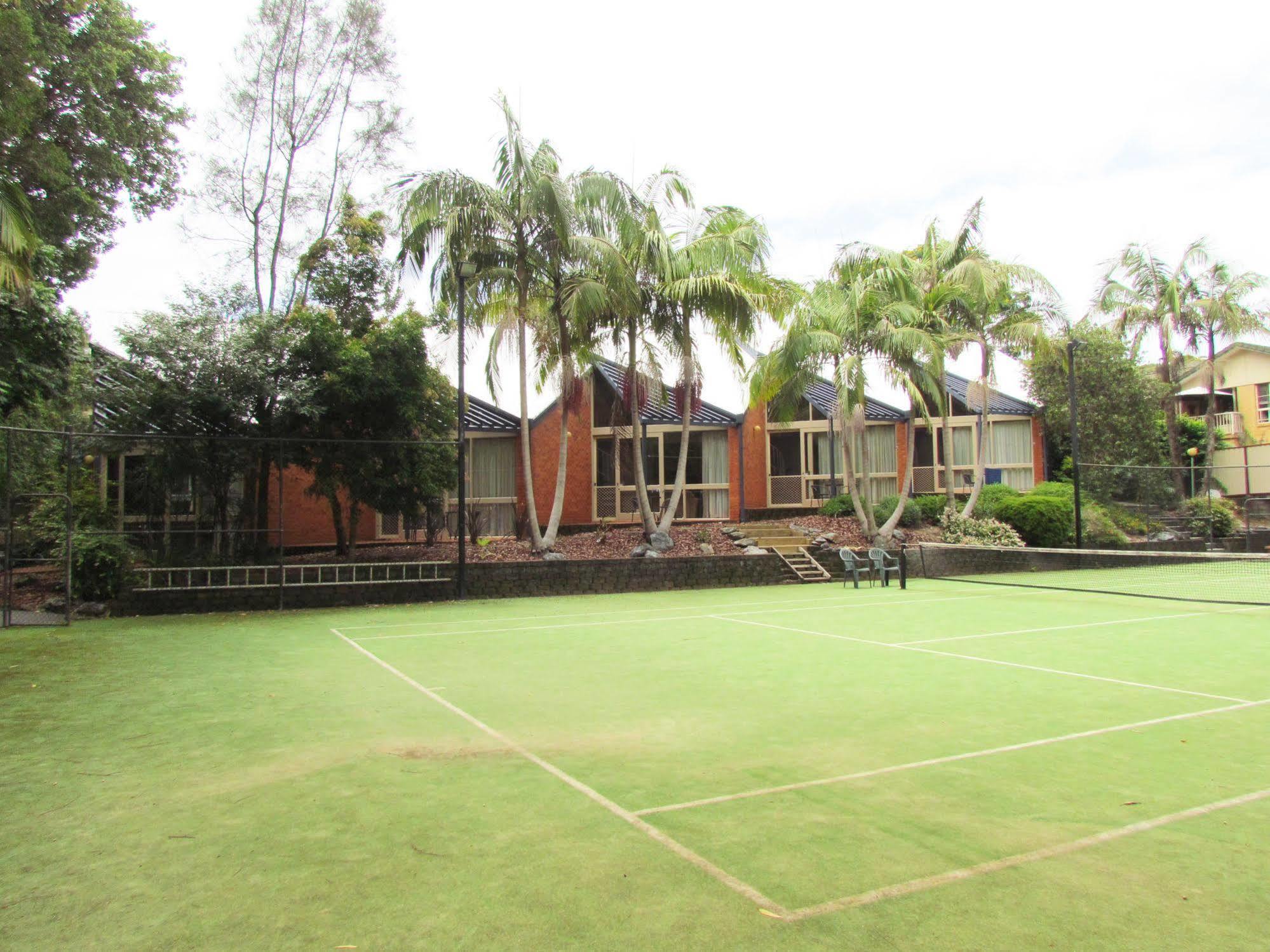 Shelly Aparthotel 3*