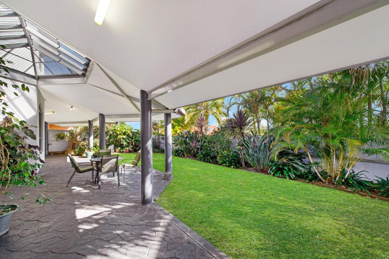 The Atrium 11 Kentia Close Holiday home