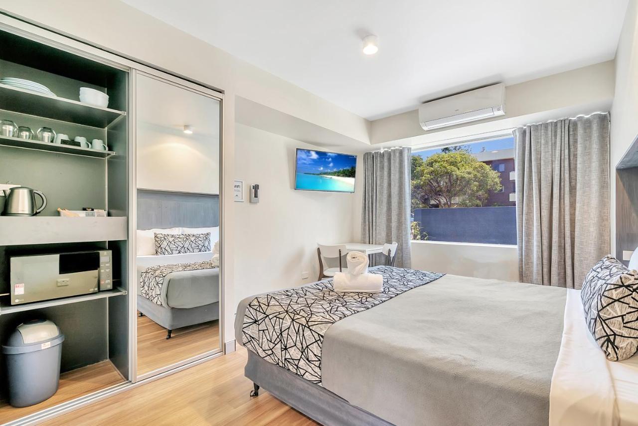 Motel Surf Port 4*