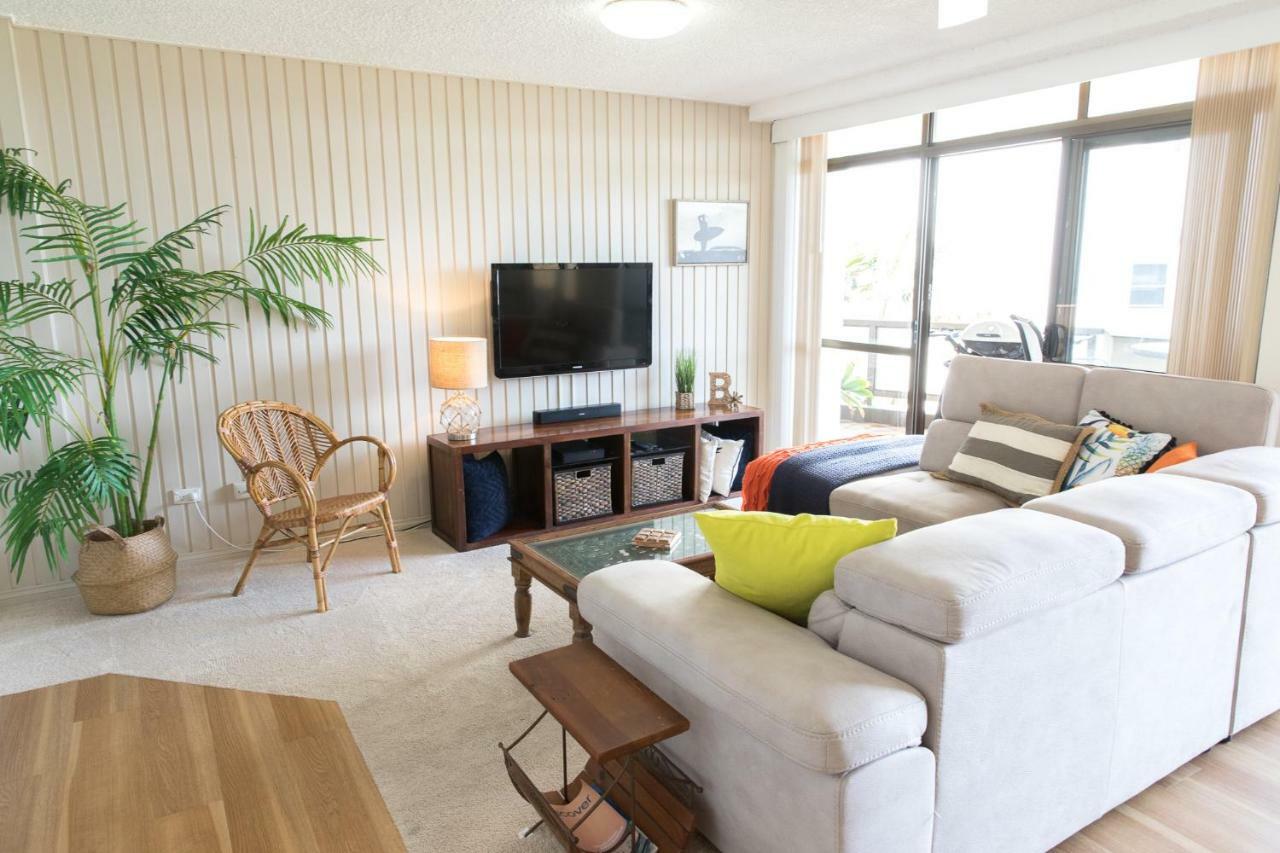 Apartment Beauty At The - Modern Beachfront