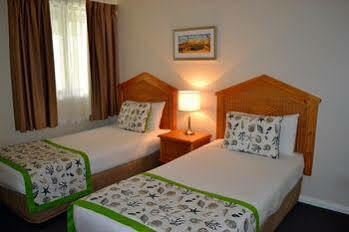 Flynns Aparthotel