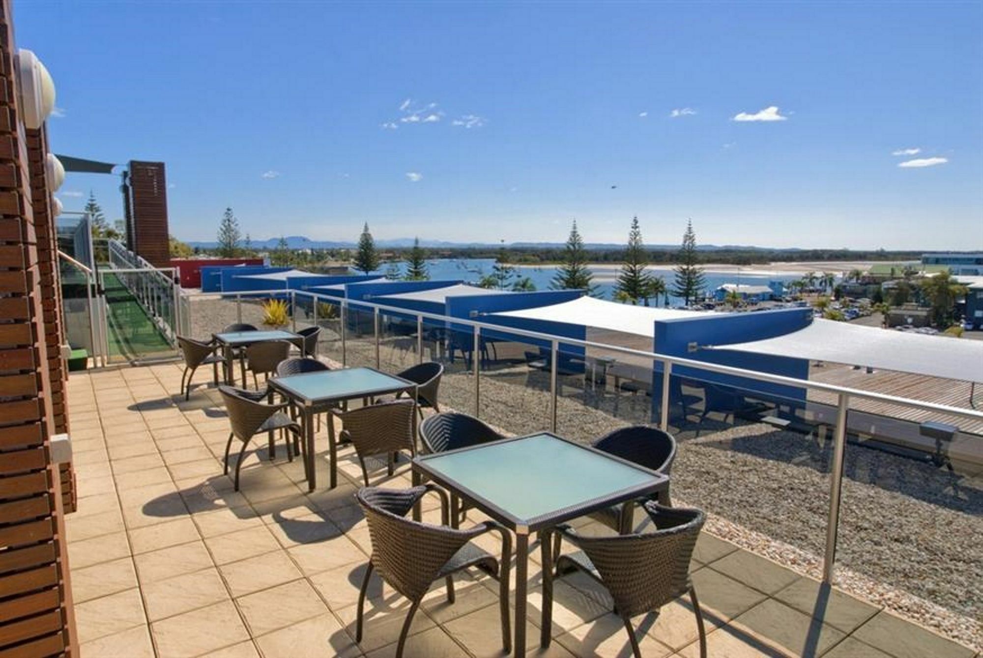 Mantra Quayside Aparthotel