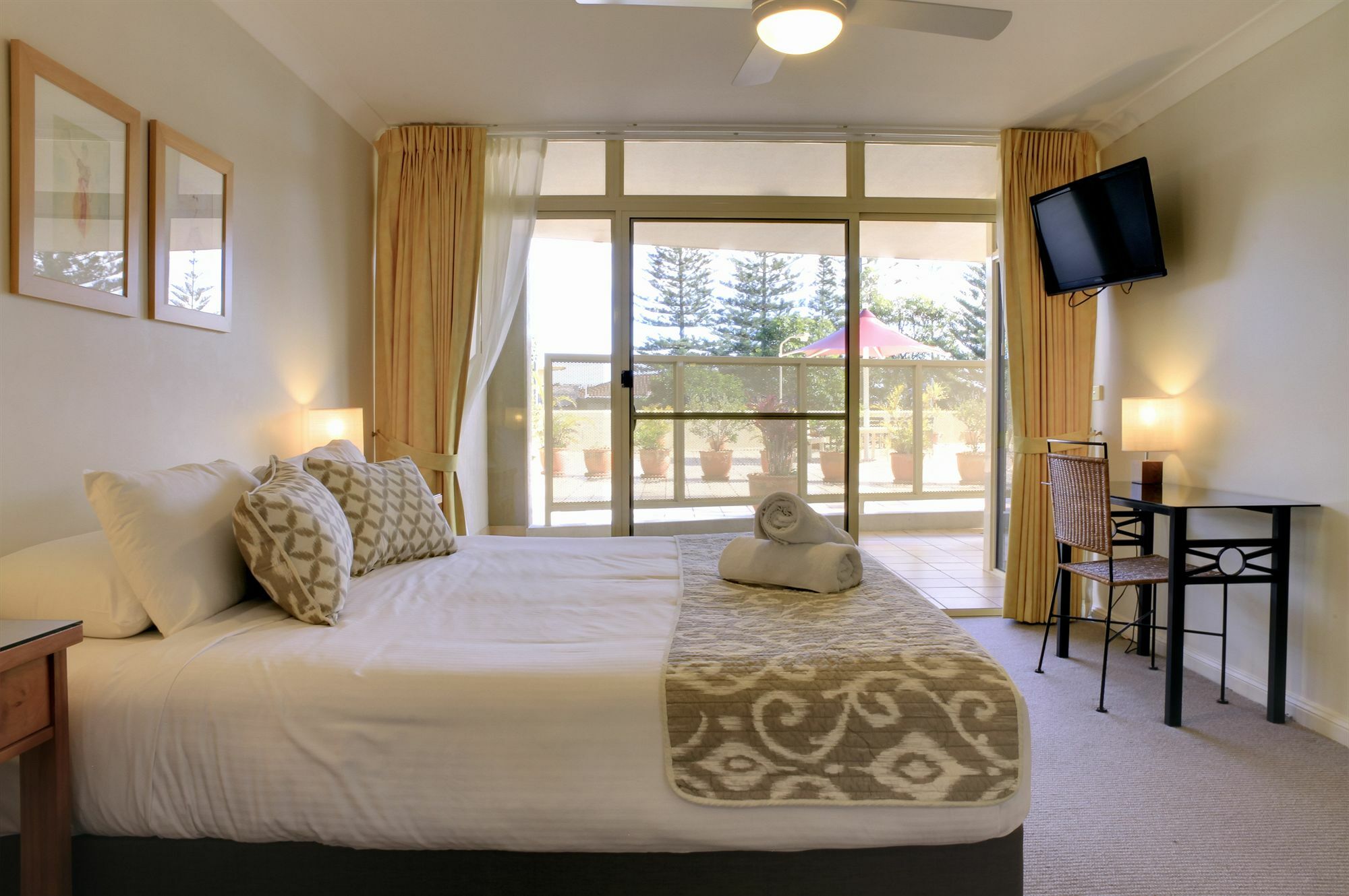 Northpoint Aparthotel 4*